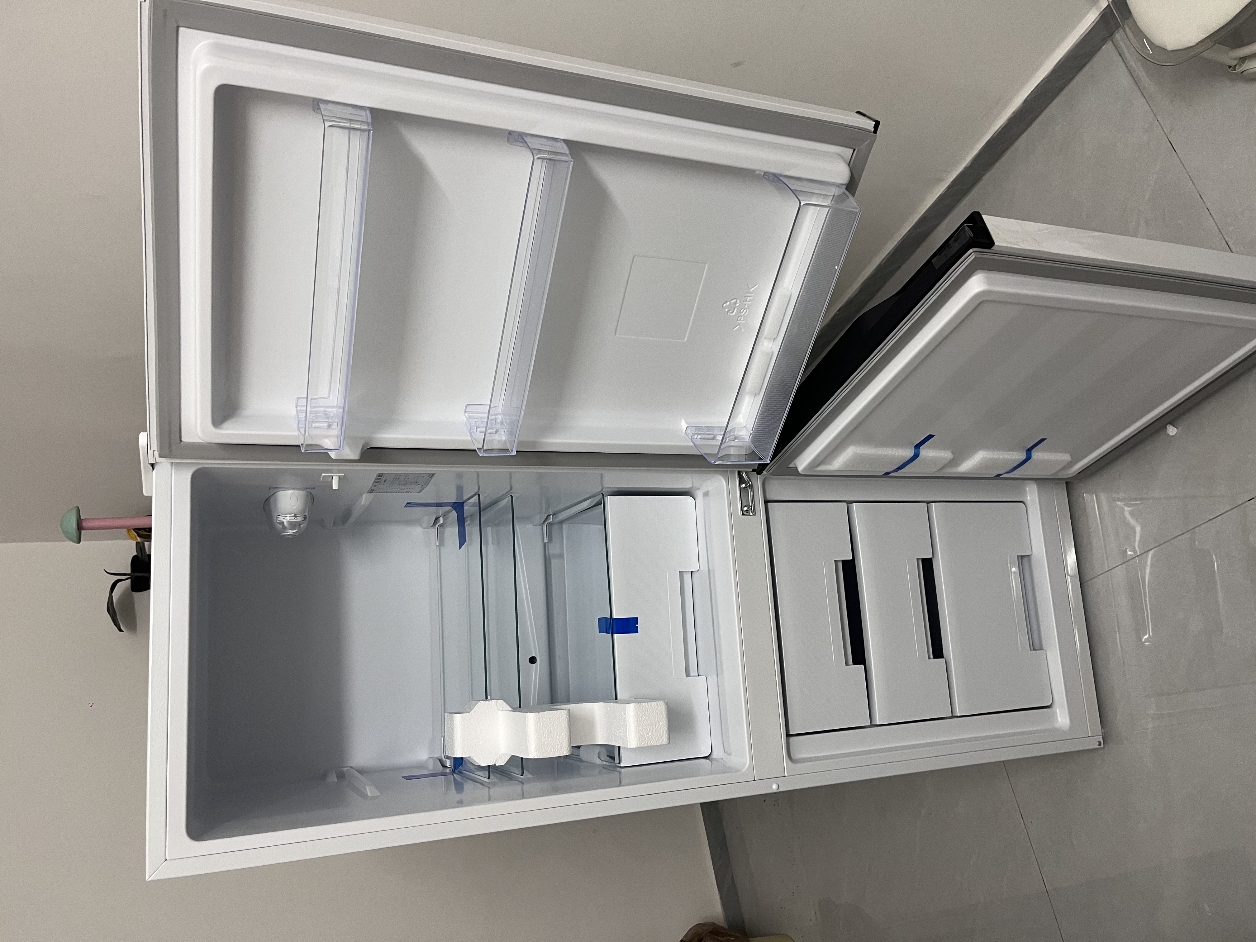 美菱「臻鲜净」181L两门冰箱小户型家用1-2人租房宿舍节能省电低噪双温区灵活储鲜BCD-181LCX 实拍图