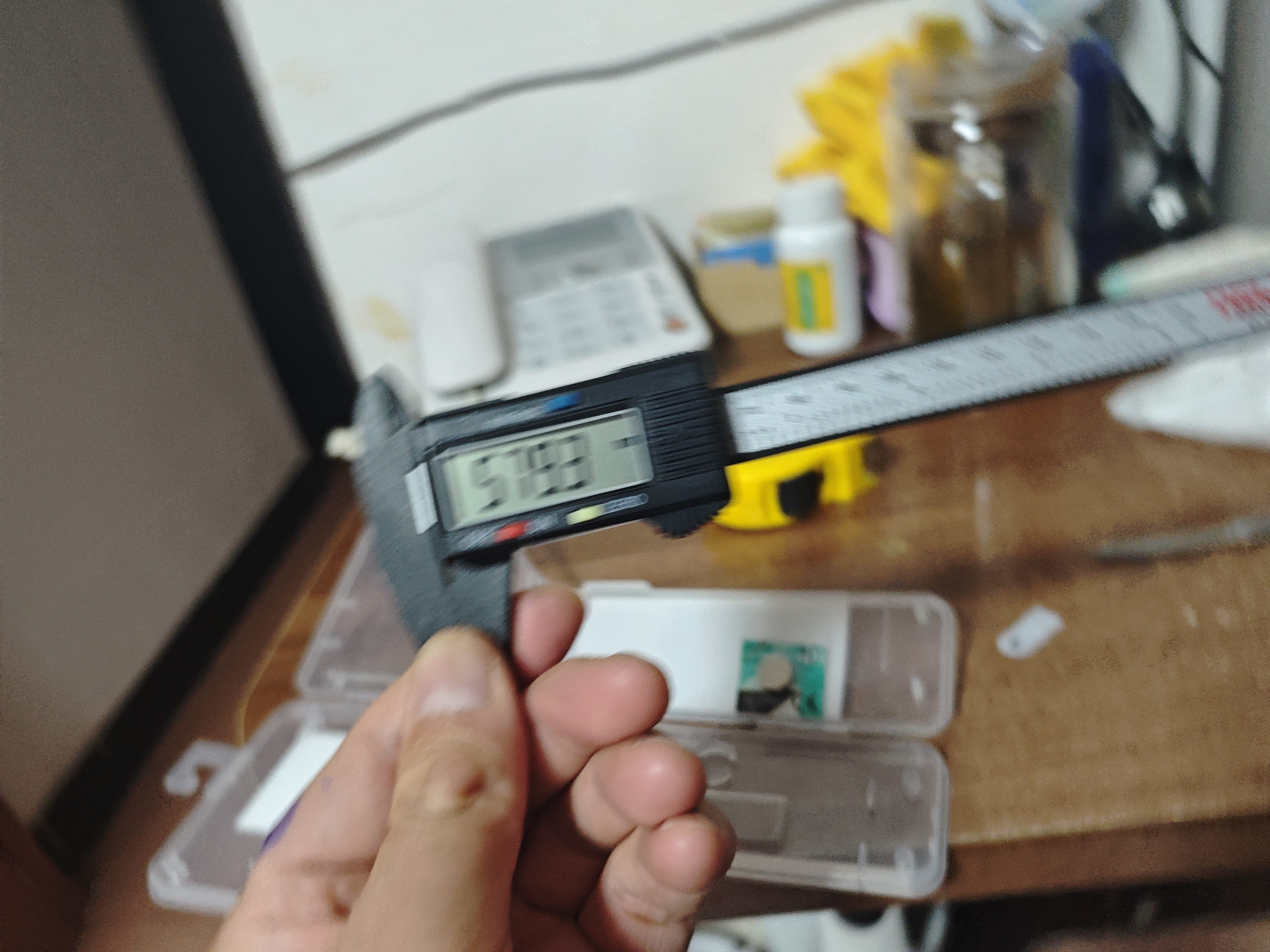 德力西游标卡尺数显电子高精度珠宝文玩翡翠手镯数字测量专用尺 实拍图