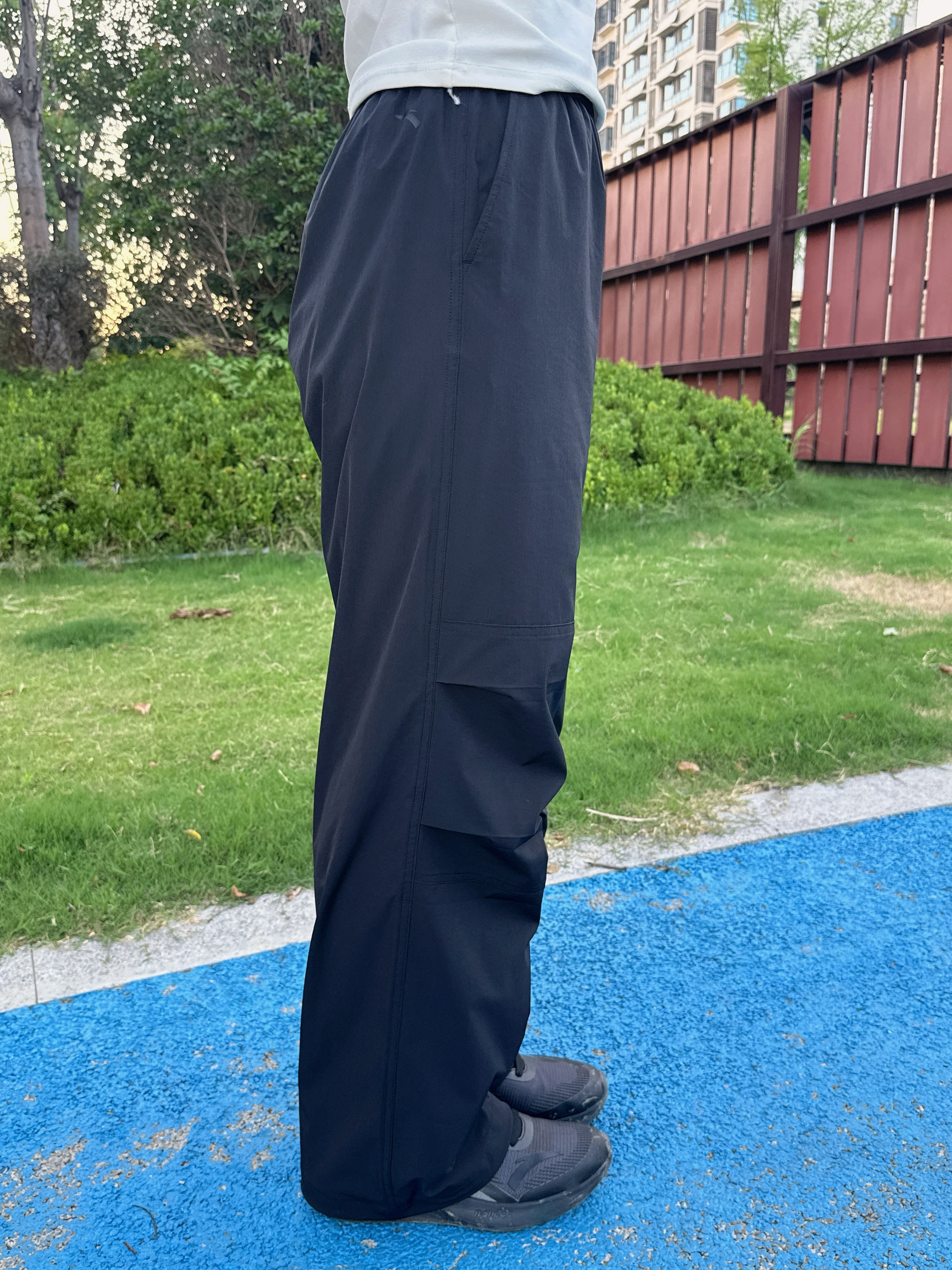 安踏山壳裤丨大地之壳耐磨无氟防泼水运动裤女秋季新款户外休闲伞兵裤 实拍图
