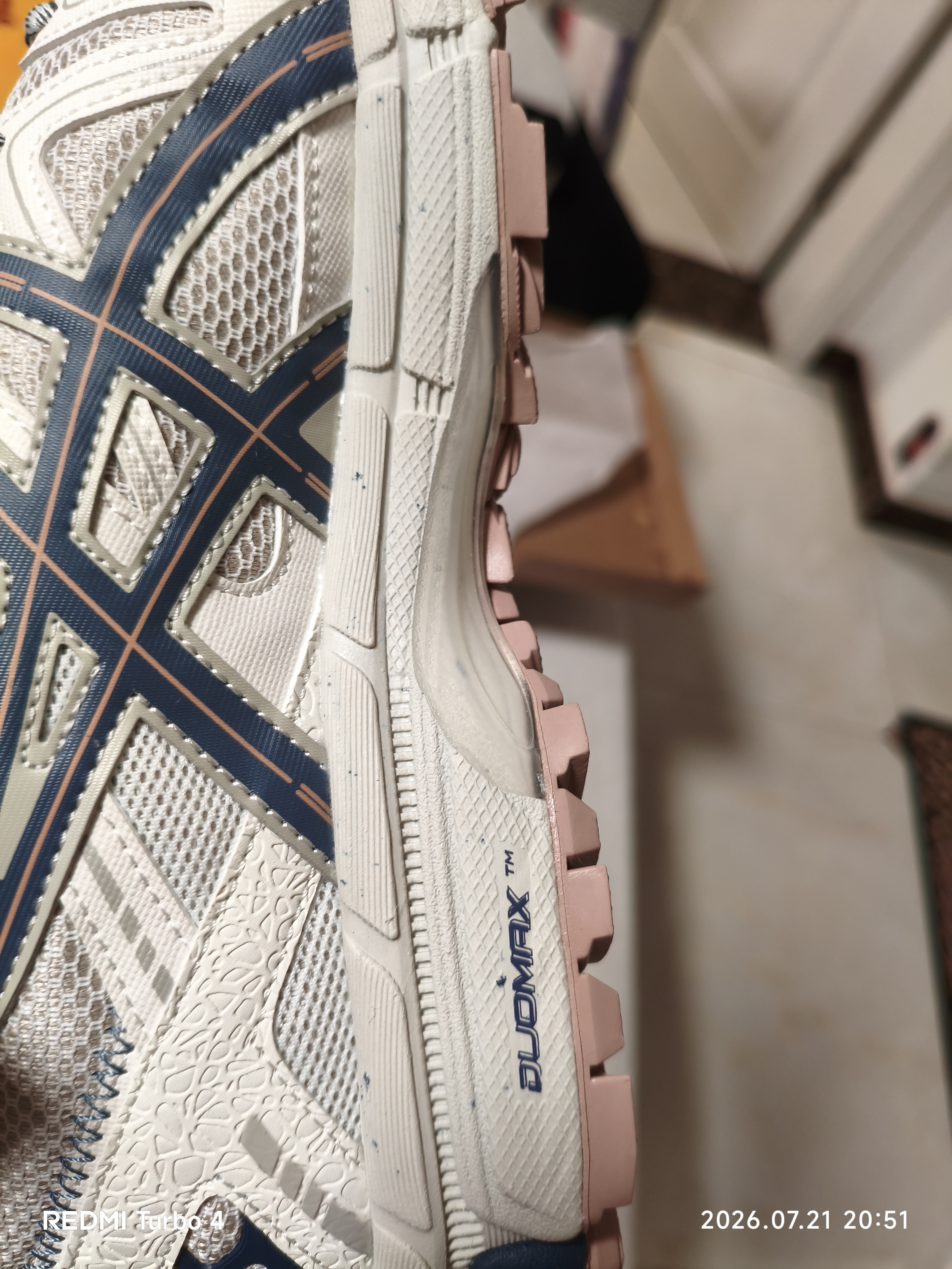 亚瑟士ASICS男鞋女鞋越野舒适户外运动鞋耐磨透气慢跑鞋 GEL-KAHANA 8 浅灰色025 41.5 实拍图