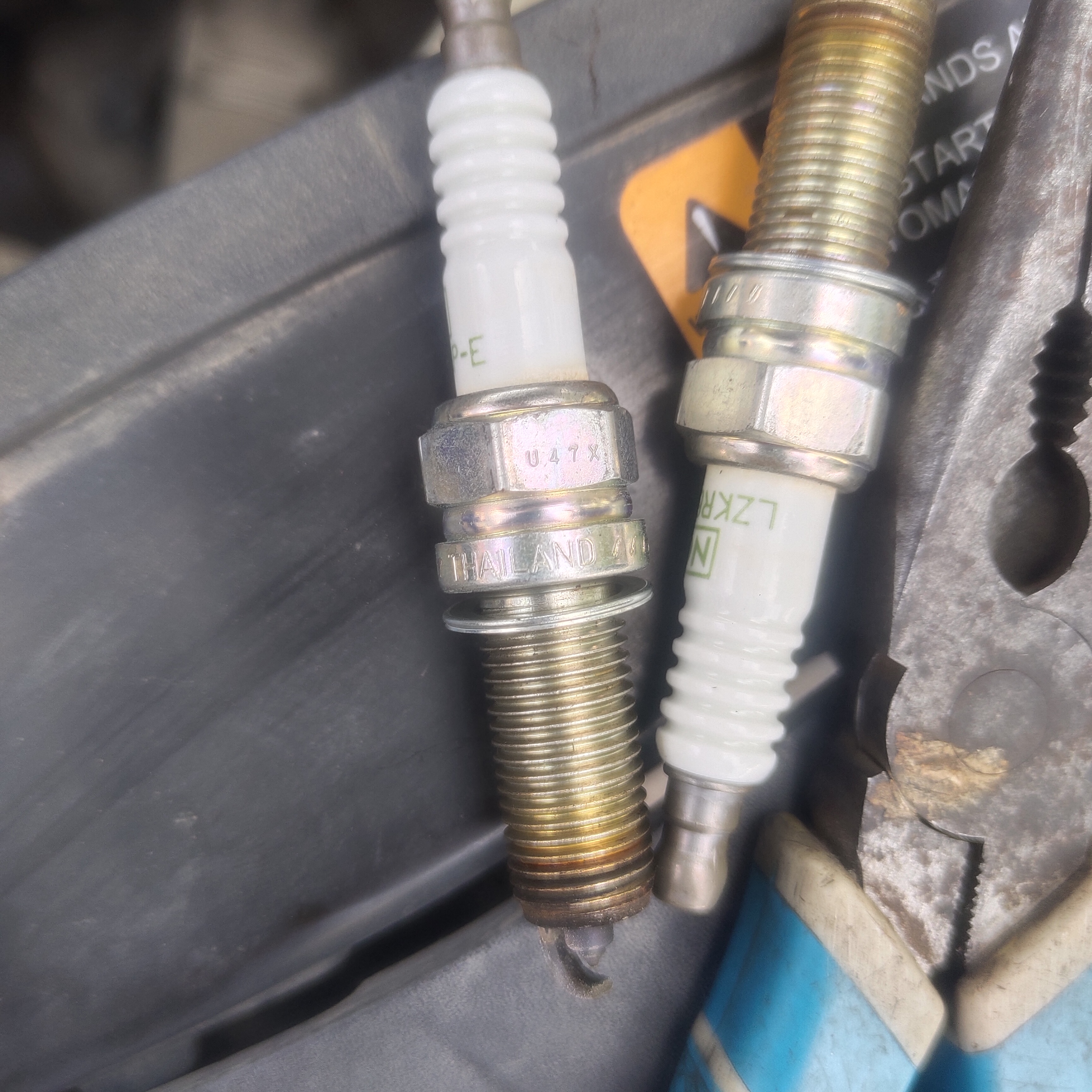 NGK进口铱铂金/双铂金火花塞专车专用【四支装】适用于 K3朗动领动悦动ix25福瑞迪瑞纳悦纳 93815 实拍图
