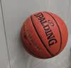 斯伯丁（SPALDING）防尘皮革室外神器7号专业比赛吸湿防滑耐磨成人青少年篮球 实拍图