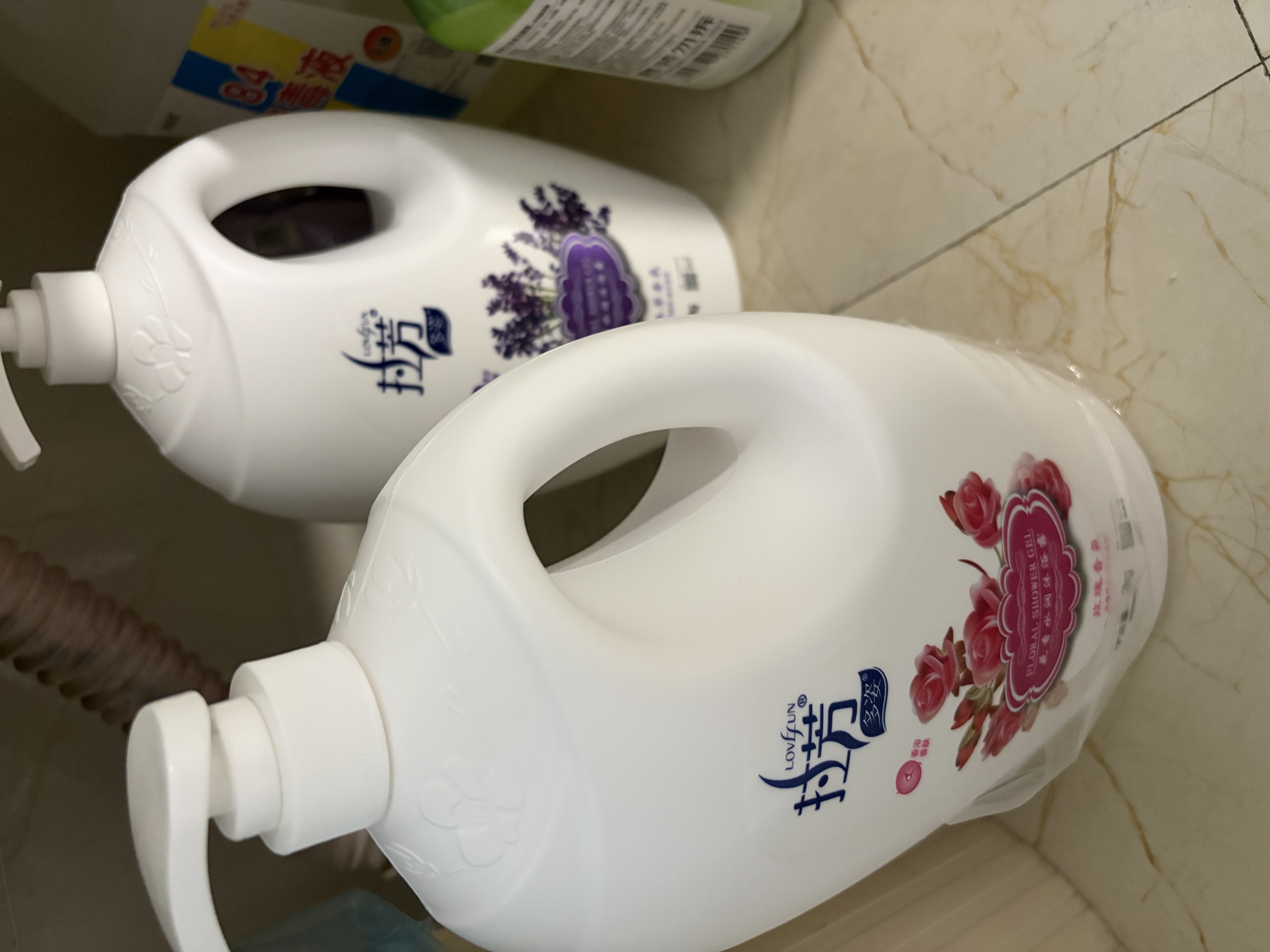 拉芳 多姿花香水润沐浴露大容量滋润保湿芳香沐浴乳男女 【大容量】薰衣草香氛沐浴露2kg 实拍图