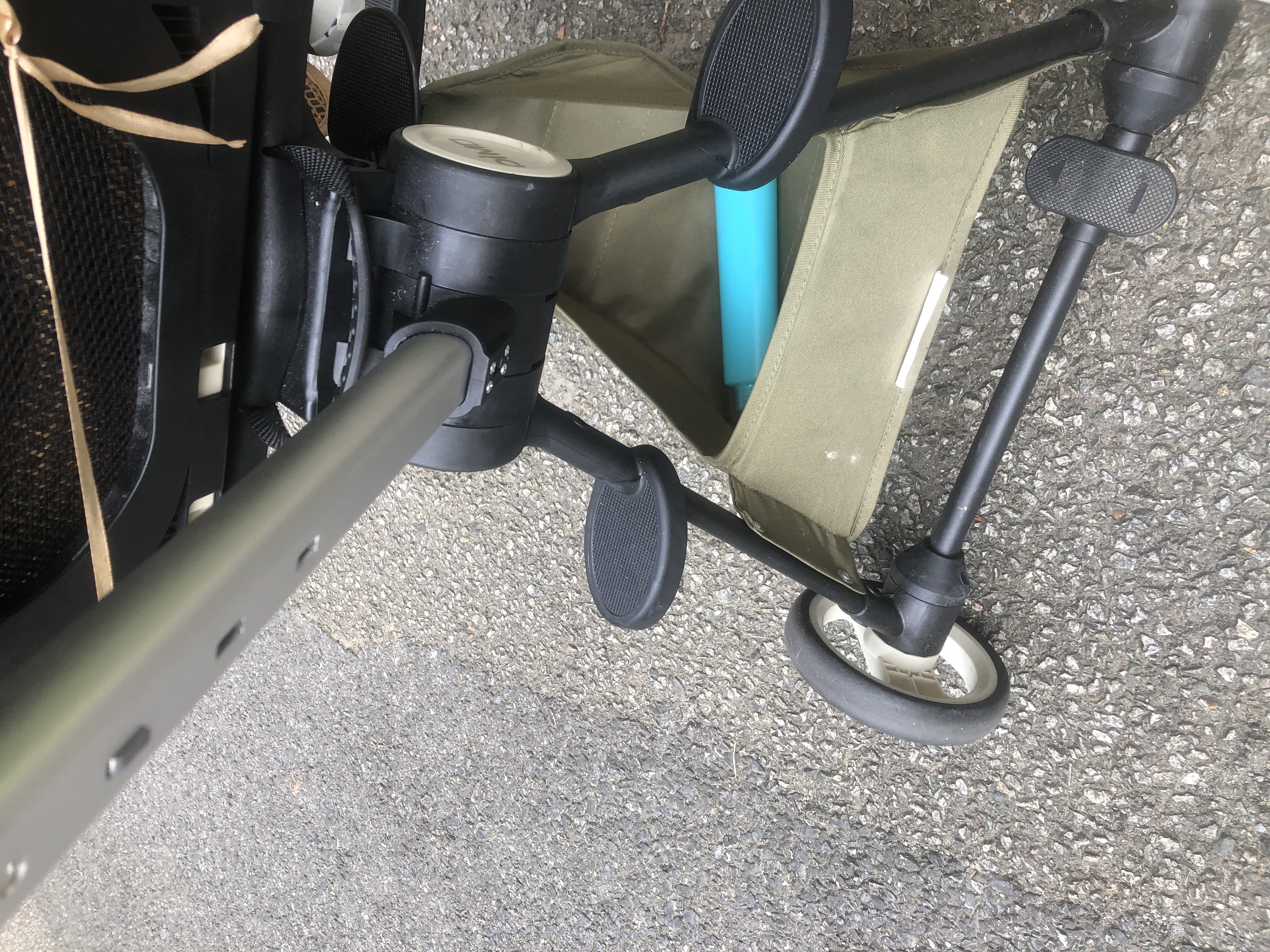 比陌bimo遛娃神器可登机可坐躺高景观轻便婴儿手推车超轻折叠溜娃车 【8代新品】旗舰版-摩登绿+遮阳棚+伸缩脚托 实拍图