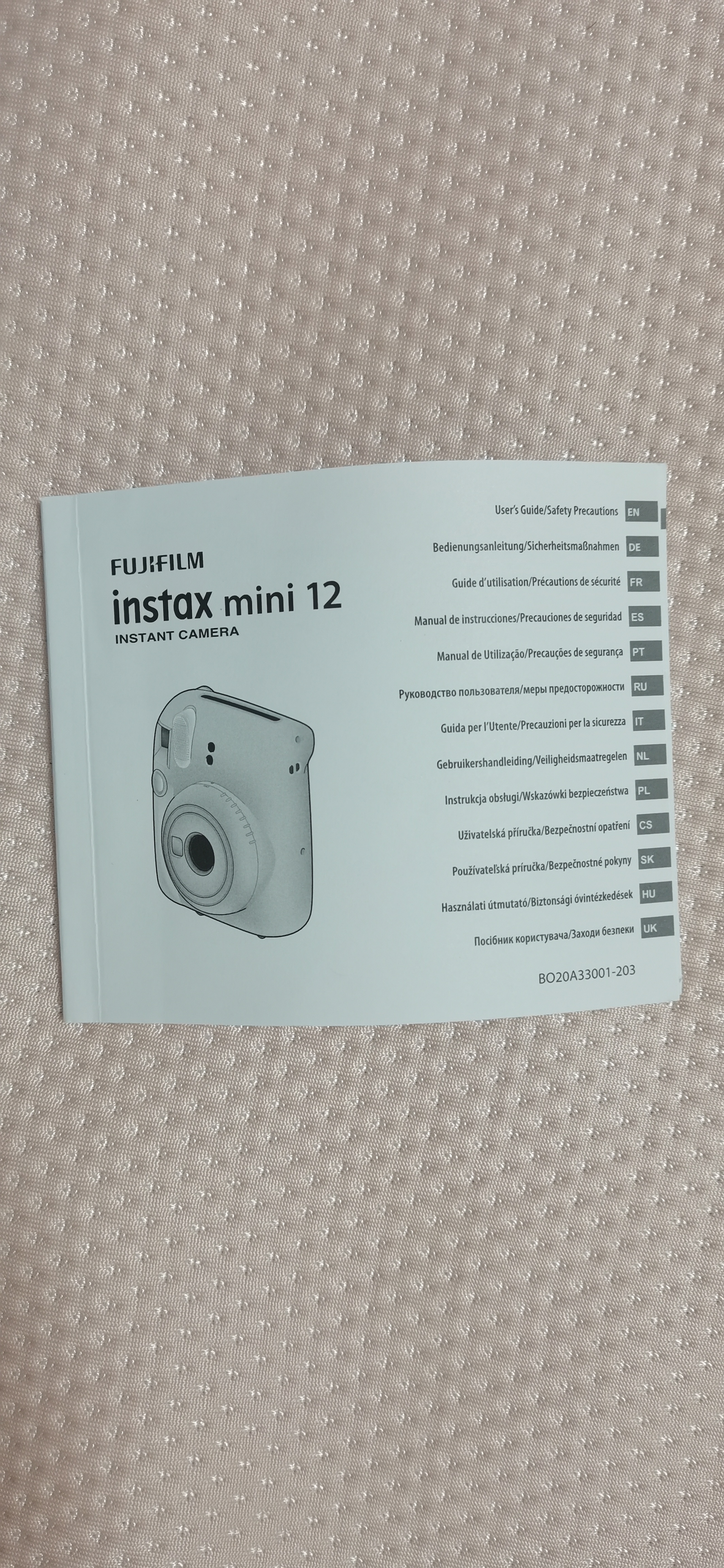 富士（FUJIFILM）instax  mini12 一次成像 立拍立得相机 mini12 茉莉白 套餐二（官方标配+白边相纸20张） 实拍图