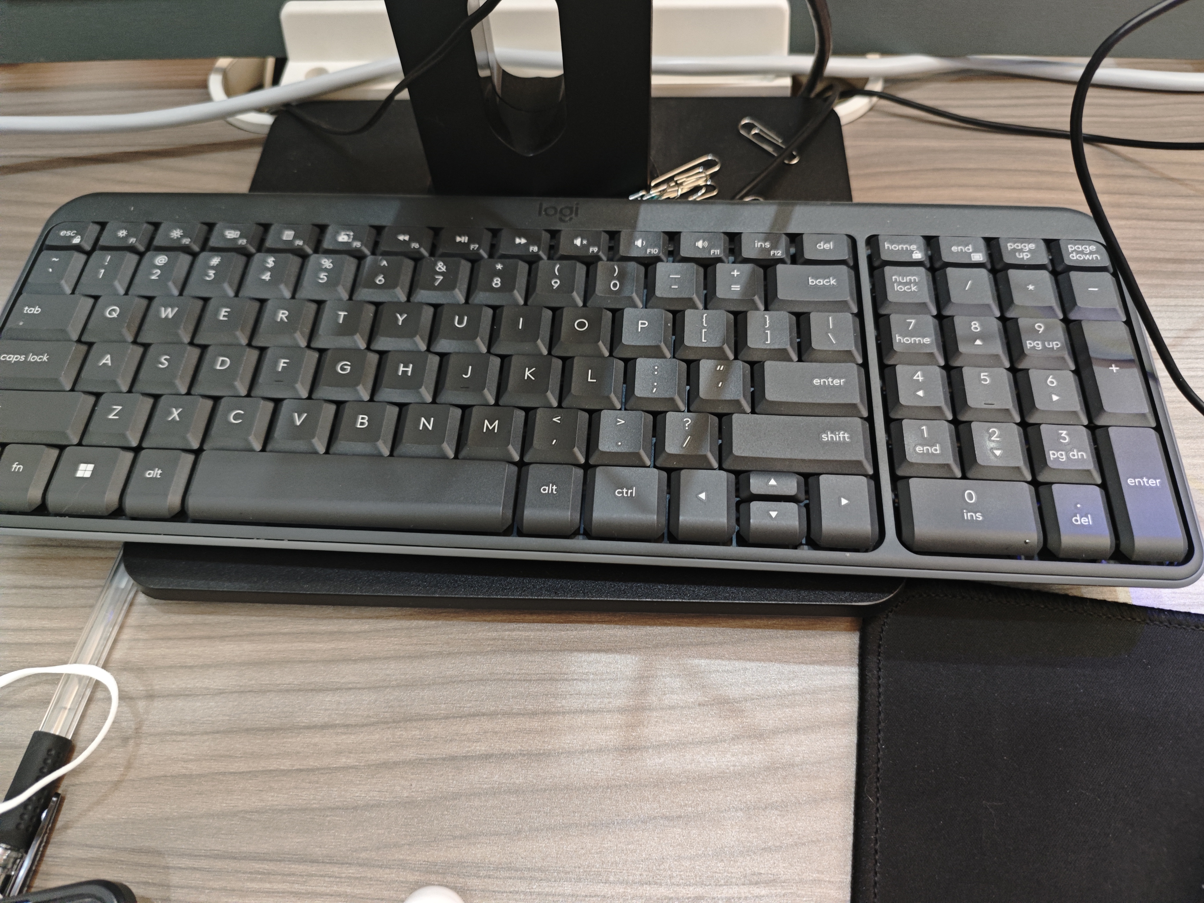 罗技（Logitech）MK106 键鼠套装 有线键鼠套装 办公键鼠套装 电脑键盘 紧凑型 黑色 实拍图