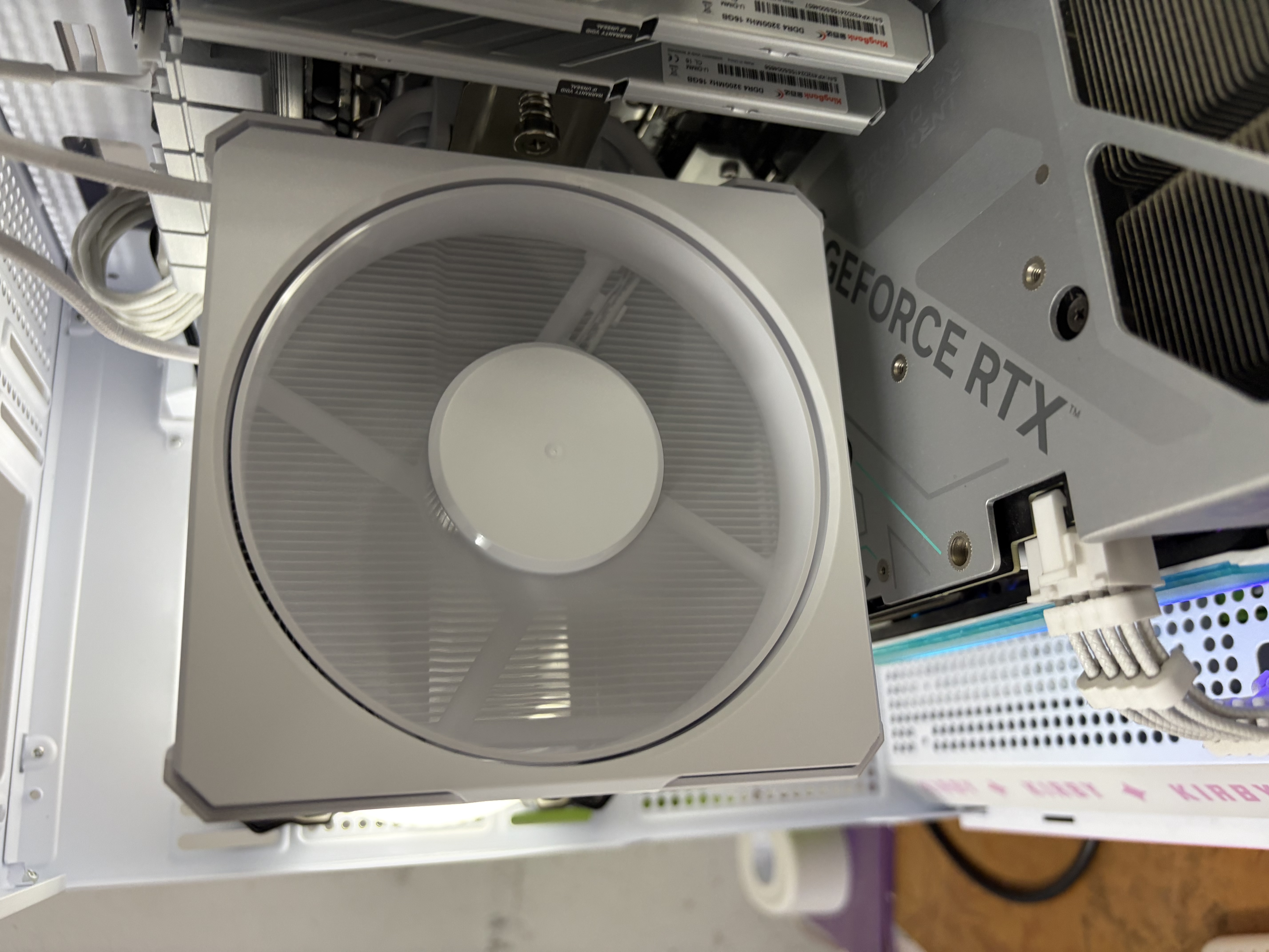 酷冷至尊（CoolerMaster）Hyper 612 白色 CPU风冷散热器 超导6热管/单塔/双莫比乌斯风扇 多平台 支持LGA1700 实拍图