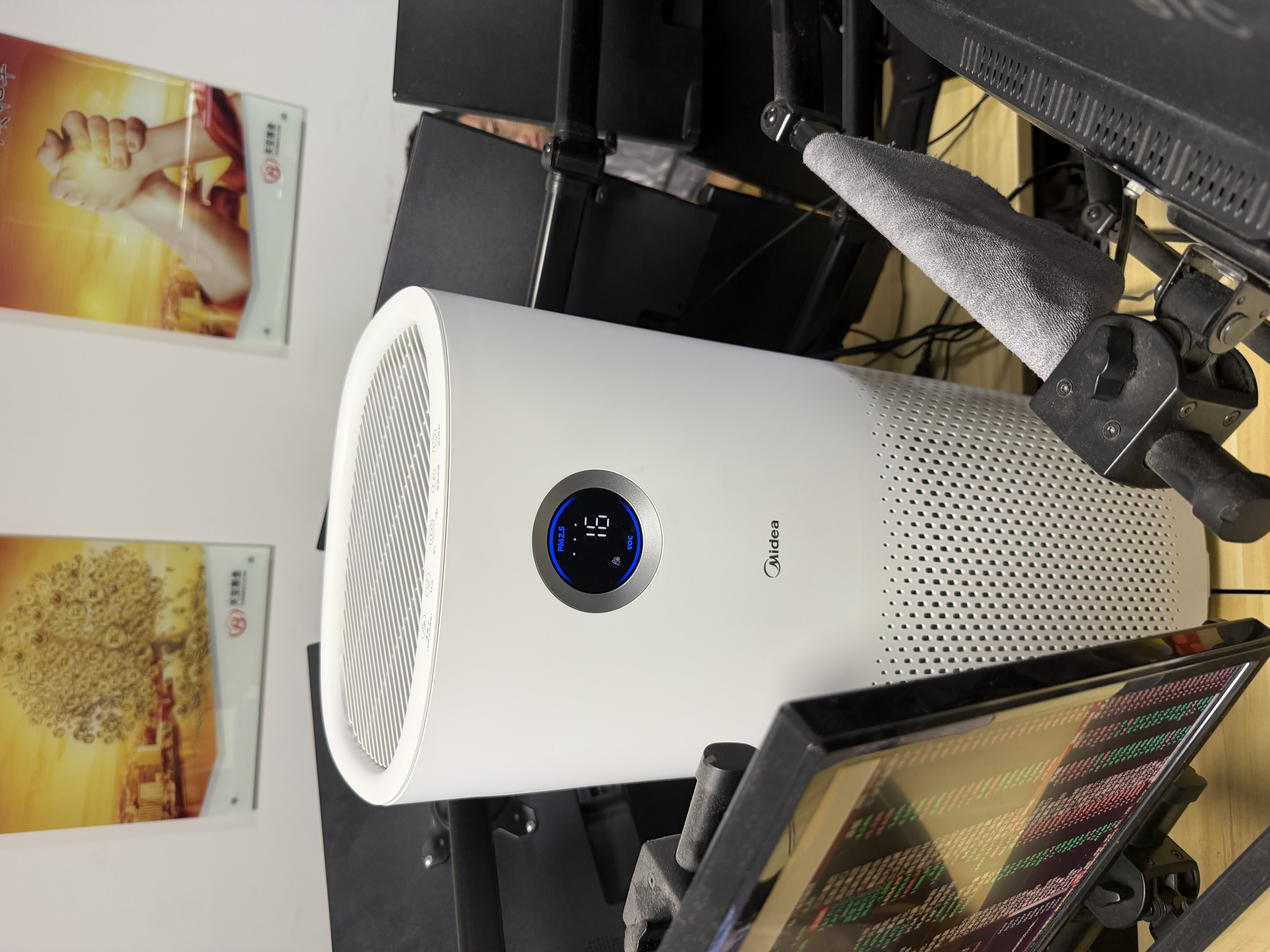 美的（Midea）房间二手烟抽烟除烟味除菌除病毒灰尘甲醛去厨房油烟除异味 室内棋牌室办公室空气净化器去除烟味 大空间净化【建议抽烟人数4-8】 实拍图