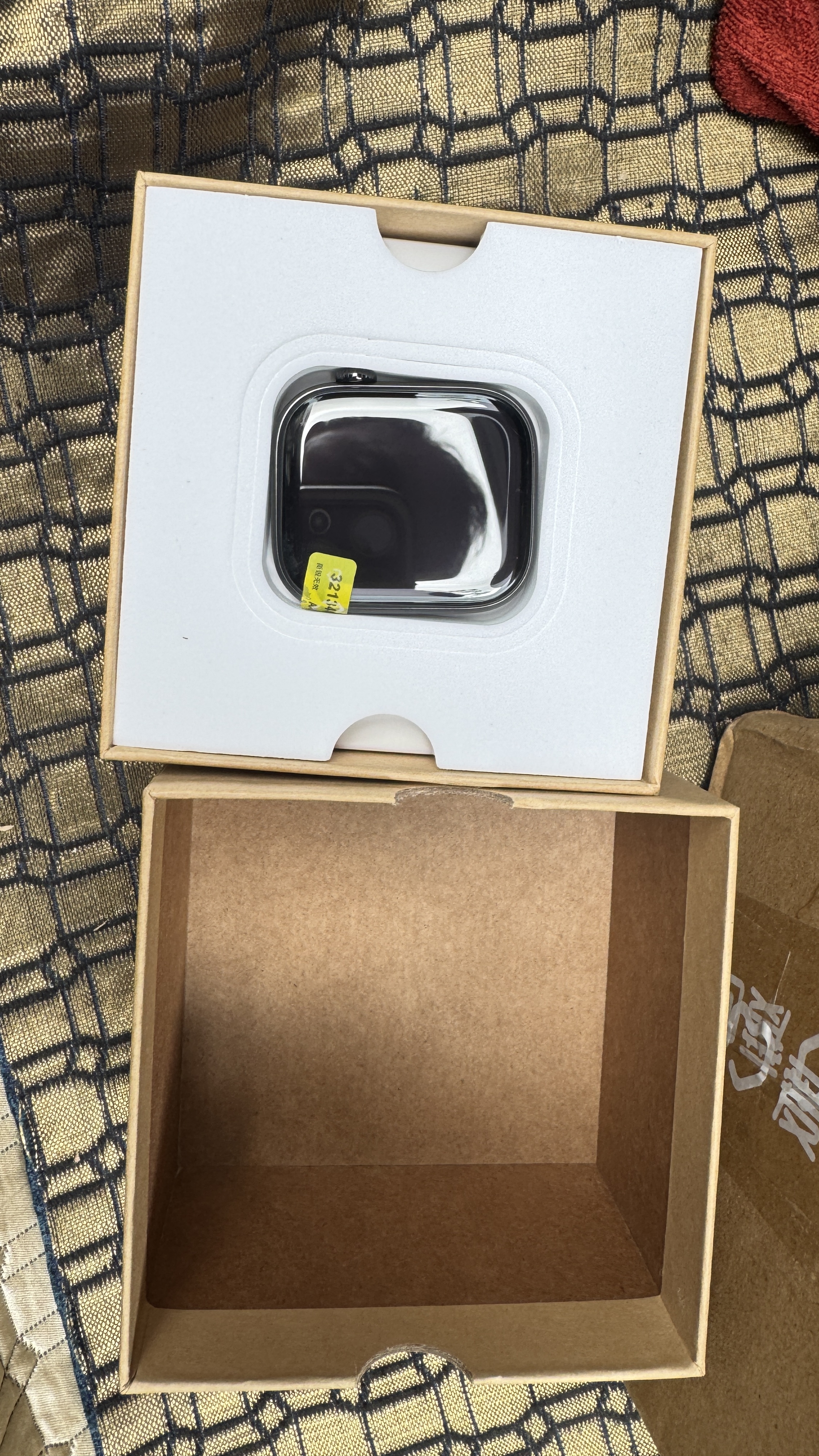 Apple Watch Series 10 二手苹果智能手表 S10 轻薄超大先进显示屏 石板色/蜂窝 46MM 实拍图