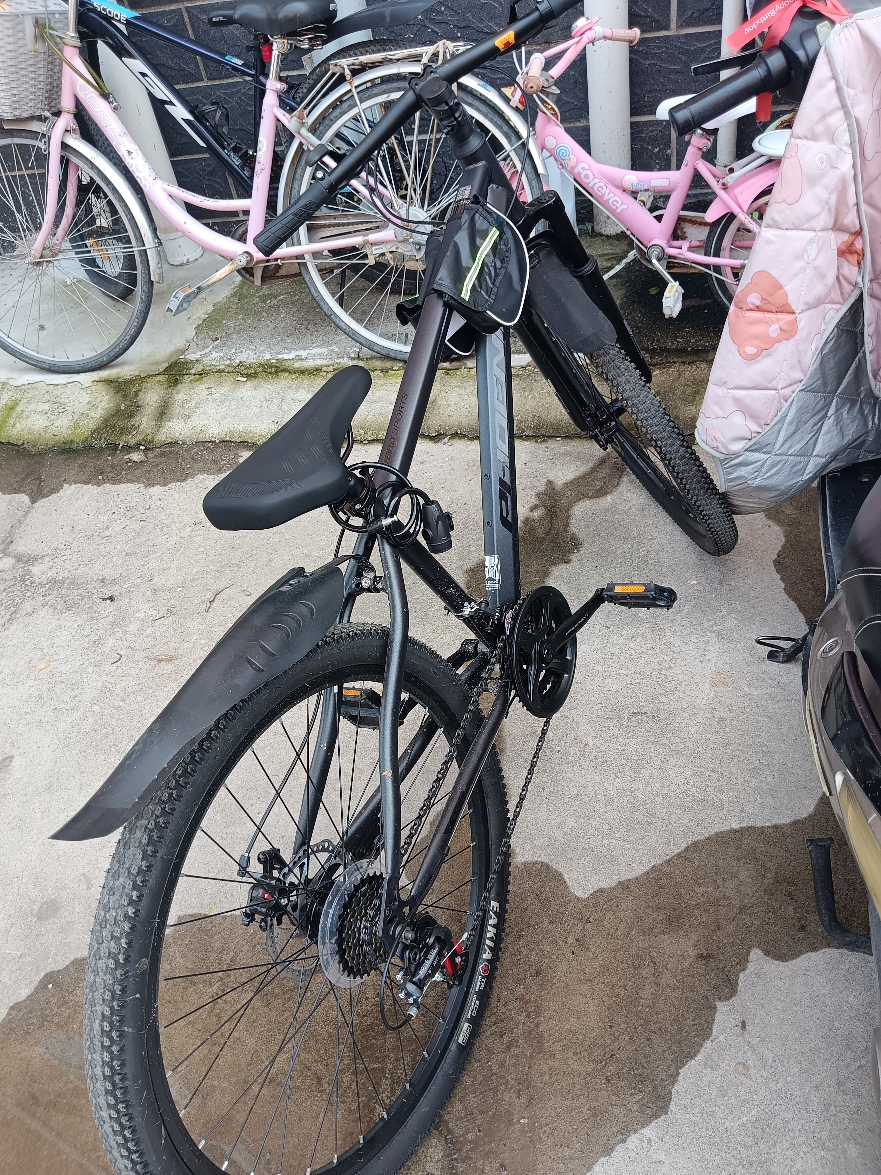 凤凰官方旗舰店山地自行车男女士变速单车青少年学生越野公路赛车途瑞 钢架【辐条】长石灰 26寸【适合160-185cm】 24速 实拍图