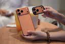 图拉斯【双重AR增透+合金全包镜头】适用iphone17promax镜头膜苹果17pro镜头模组膜17防摔防尘超清底座膜 星宇橙丨iPhone 17 Pro丨合金材质 AR抗反射丨合金材质丨一体全包丨 实拍图