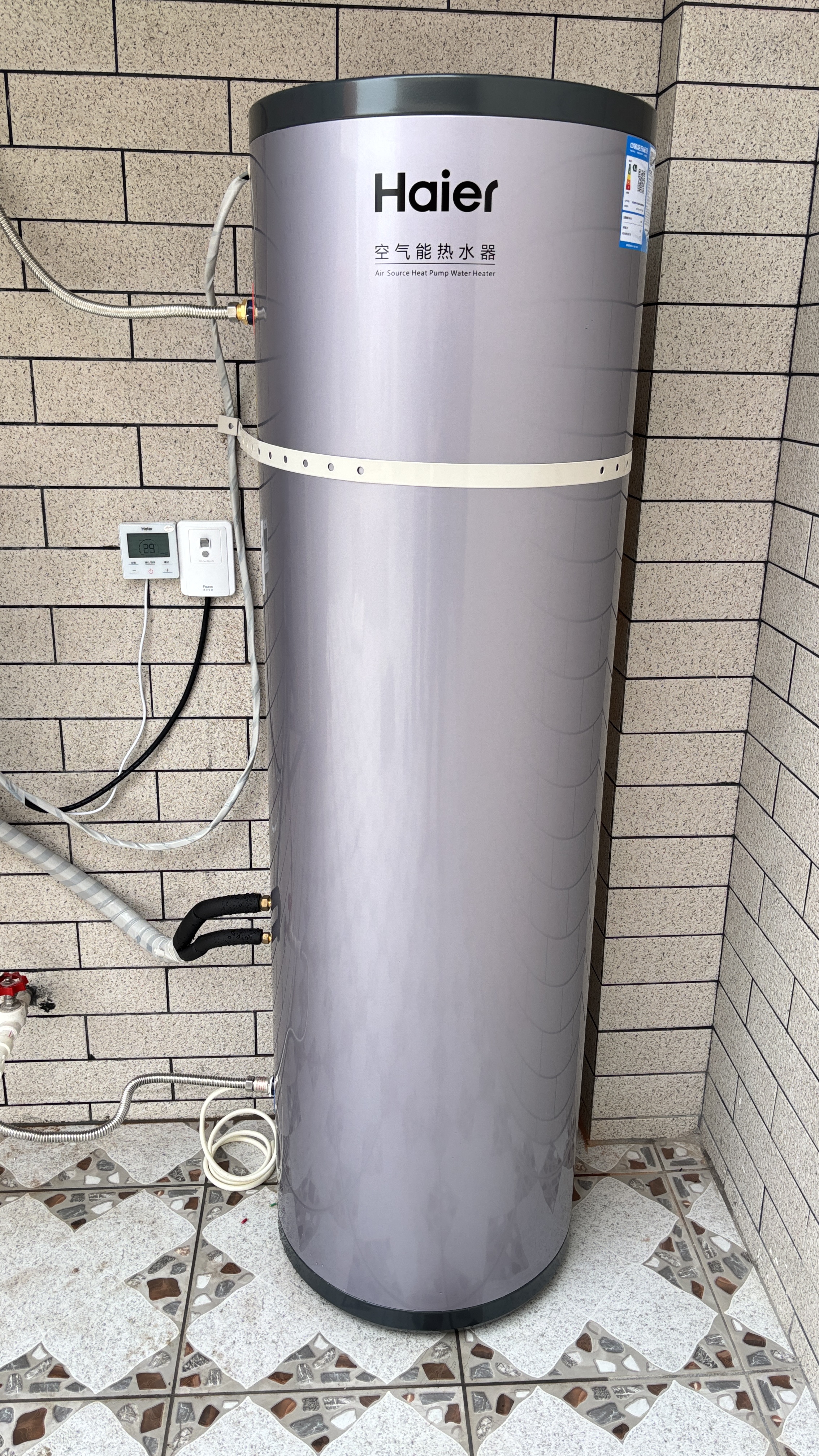 海尔（Haier）双变频空气能热水器200升超一级能效省电80℃高水温家用全屋净水洗商用热泵源电热水器以旧换新装 200升紫色双变频王【FOF净水洗】 变频 带电辅热 实拍图