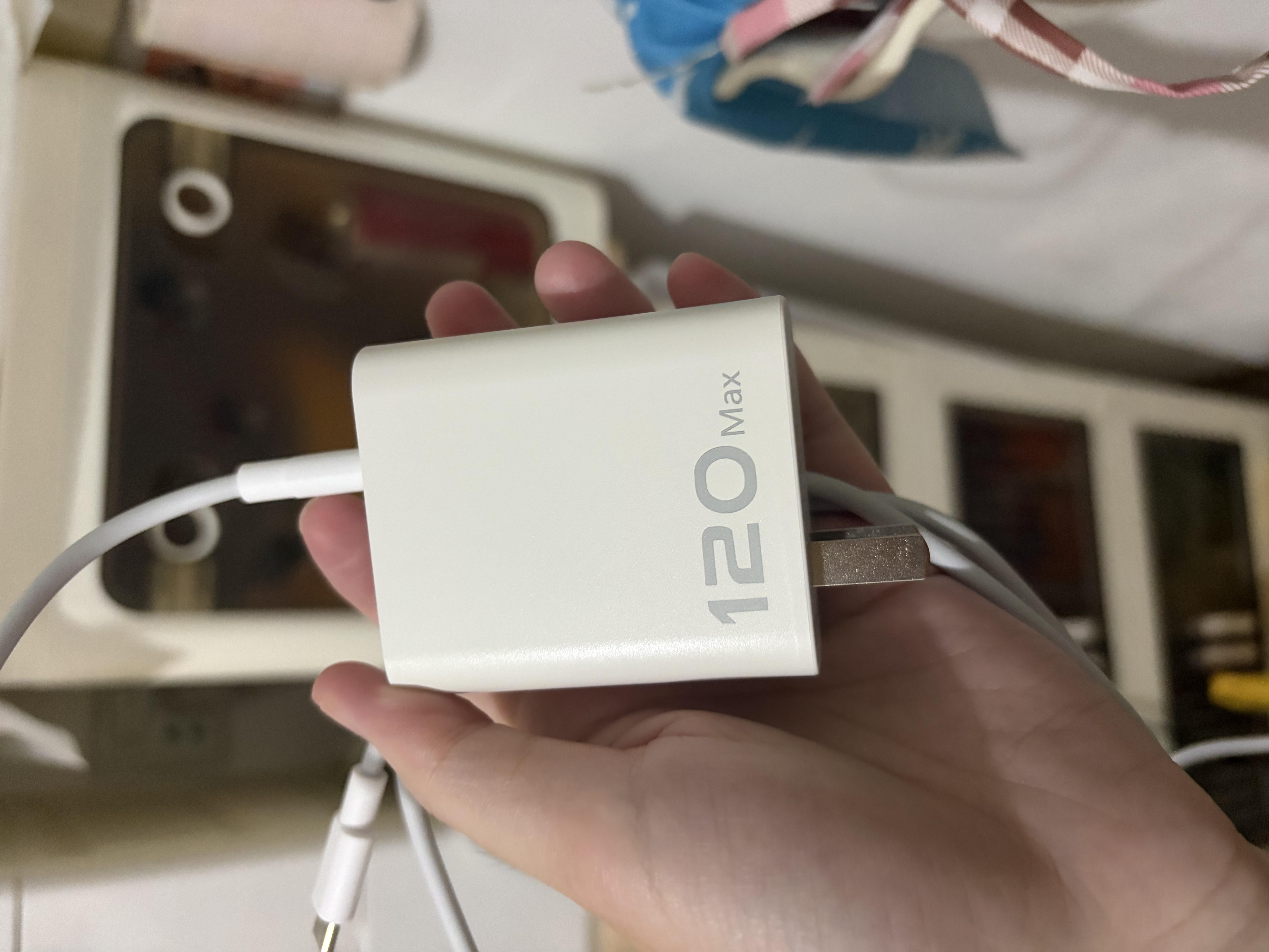 【京东快递】vivo iQOO120W Type-C闪充套装 iQOO13充电器 Z9充电器适用于手机笔记本原新正品闪充 （套装）适配120W充电器+1.0m纯铜芯快充线 实拍图