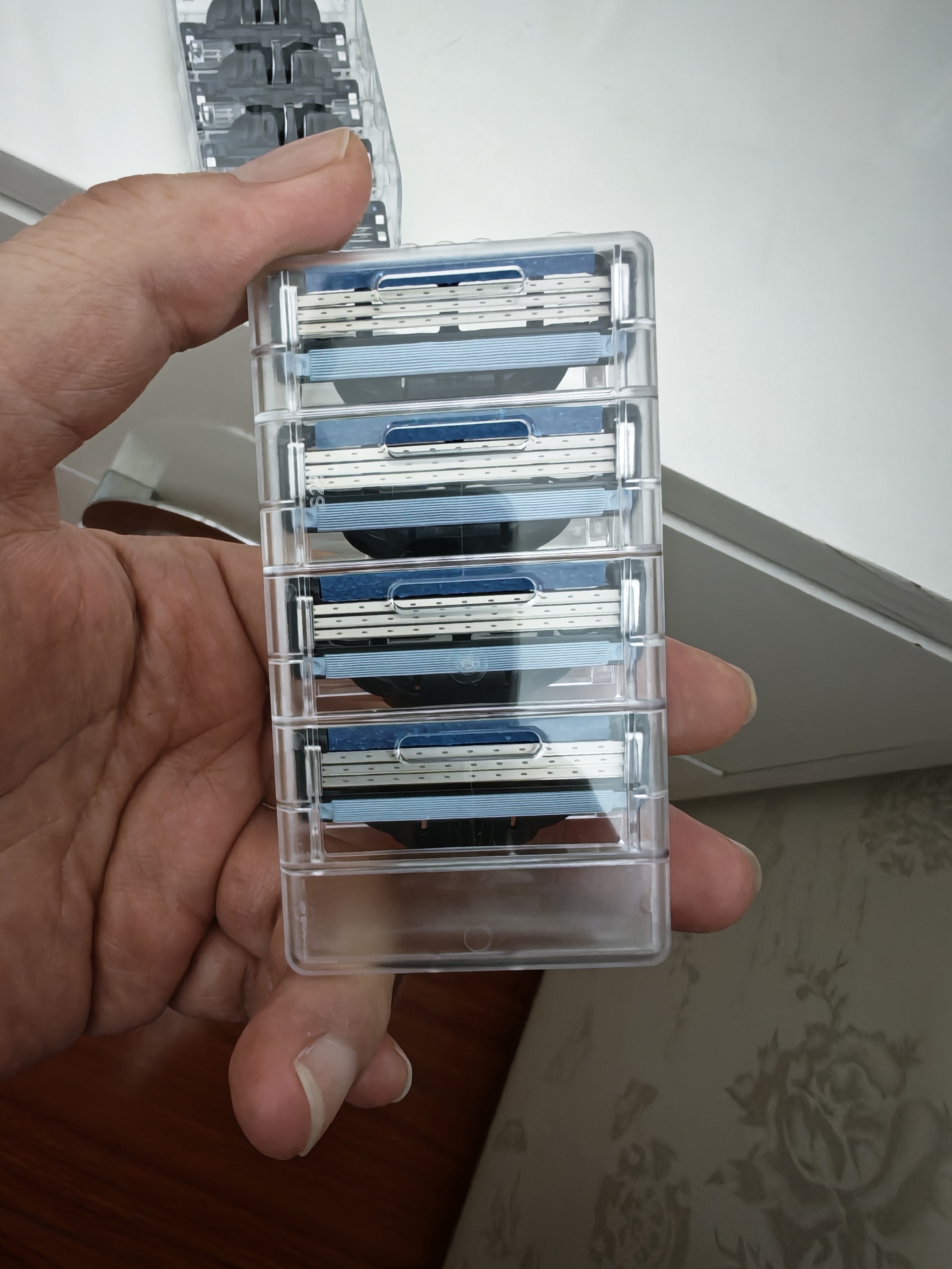 吉列锋速3经典 剃须刀片替换装8刀头 3层刀片剃刮胡须刀手动 男士 京东自营旗舰 非吉利 实拍图
