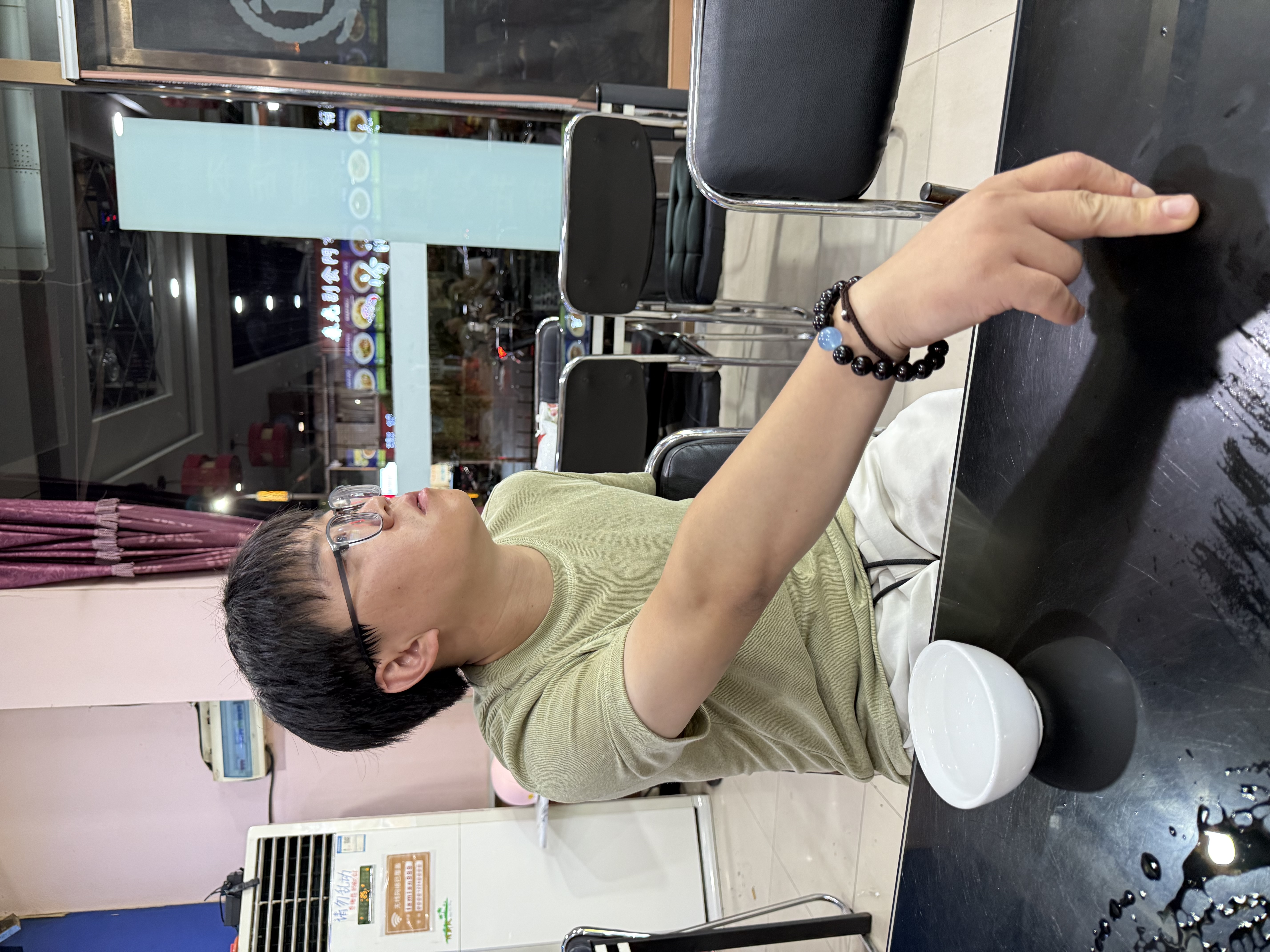GEVILANG天然白水晶手串海蓝宝手链男生绿幽灵五行补水补金招财转运送女友 天然海蓝宝+黑曜石手串【五行补水】 8MM规格【附礼盒+消磁石+检测证书】 实拍图