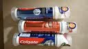 高露洁（Colgate）直立式按压泵式锁鲜牙膏美白亮白牙齿含氟清新口气牙渍进口成人 【三支三效】直立式家庭组合装 330ml*1套 实拍图