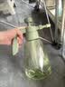 九千谷喷壶 气压式大容量塑料洗车浇花园艺喷雾器 1.5L 透明奶绿3248 实拍图