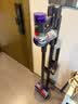 戴森（DYSON） V8无绳吸尘器 手持无线吸尘器 除螨 宠物 家庭适用 实拍图