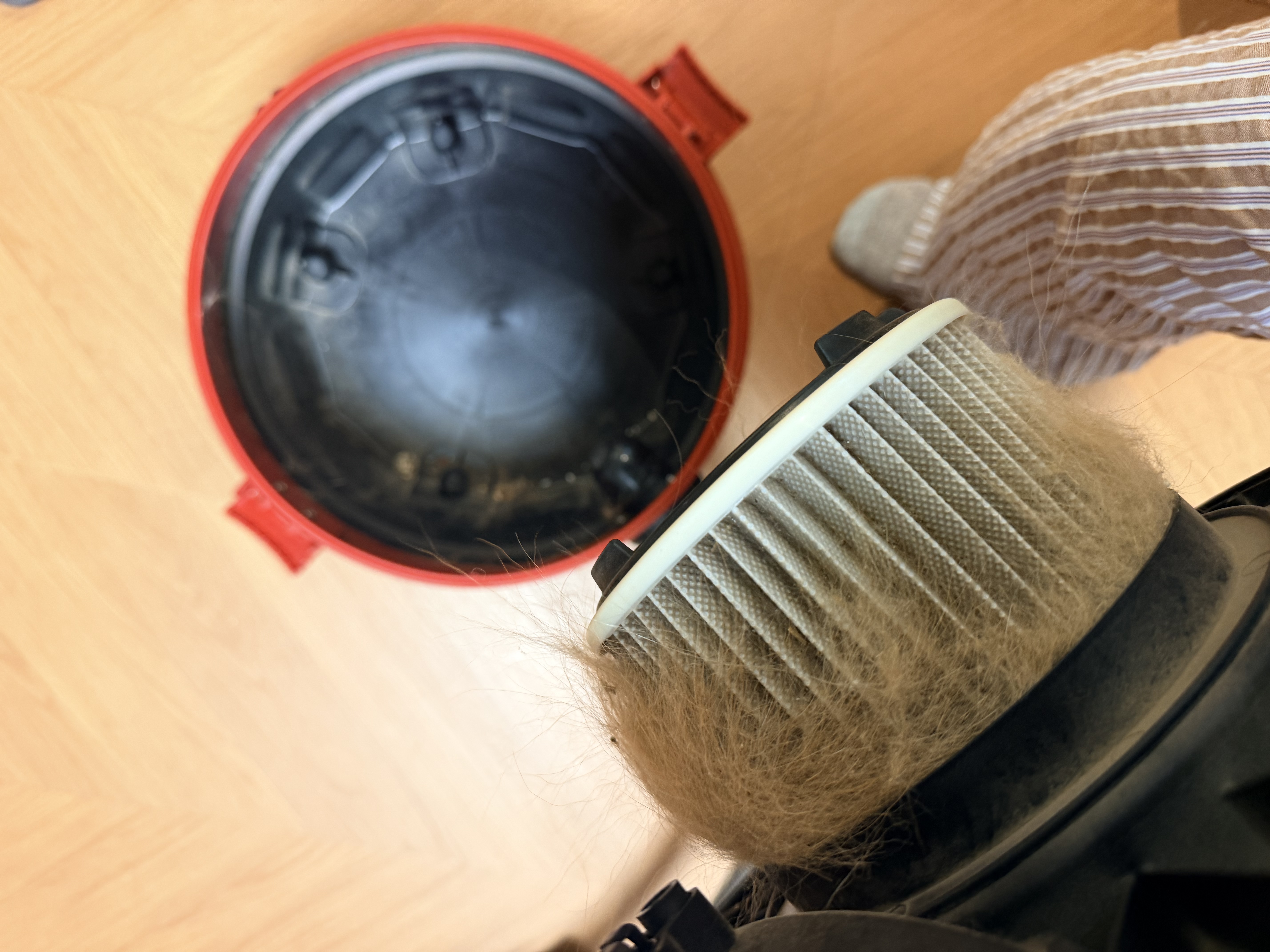 小狗桶式吸尘器家用吸拖一体1800W大功率大吸力工业吸尘器干湿吹三用装修美缝开荒保洁多功能T004S 实拍图