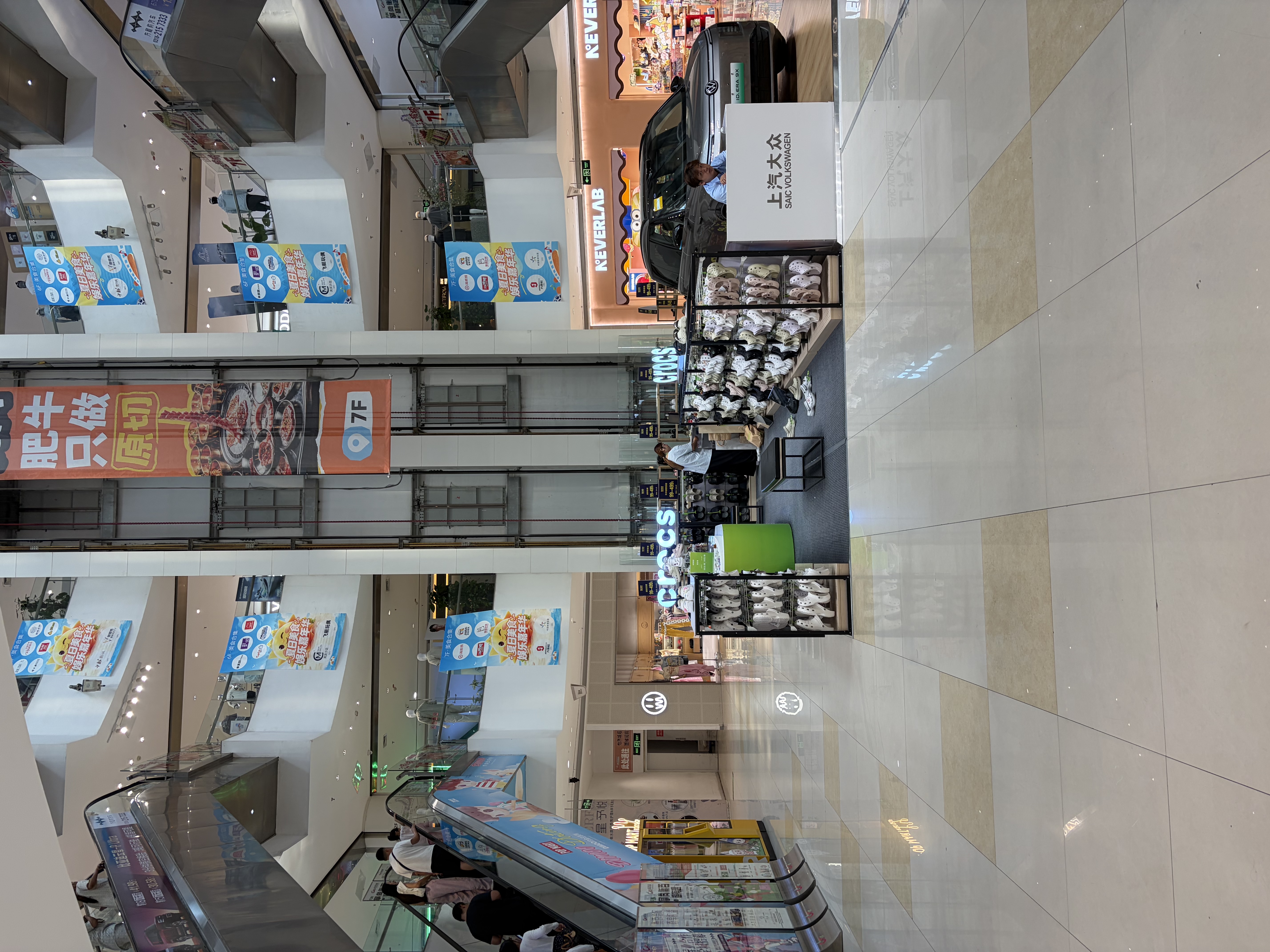 卡骆驰（CROCS）檀健次同款男女洞洞鞋经典Clog户外沙滩凉拖鞋（不含智必星） 实拍图