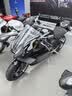张雪机车ZXMOTO 2026款500RR单摇臂四缸燃油仿赛摩托车跑车机车 26款500RR单摇臂（闪光黑） 实拍图