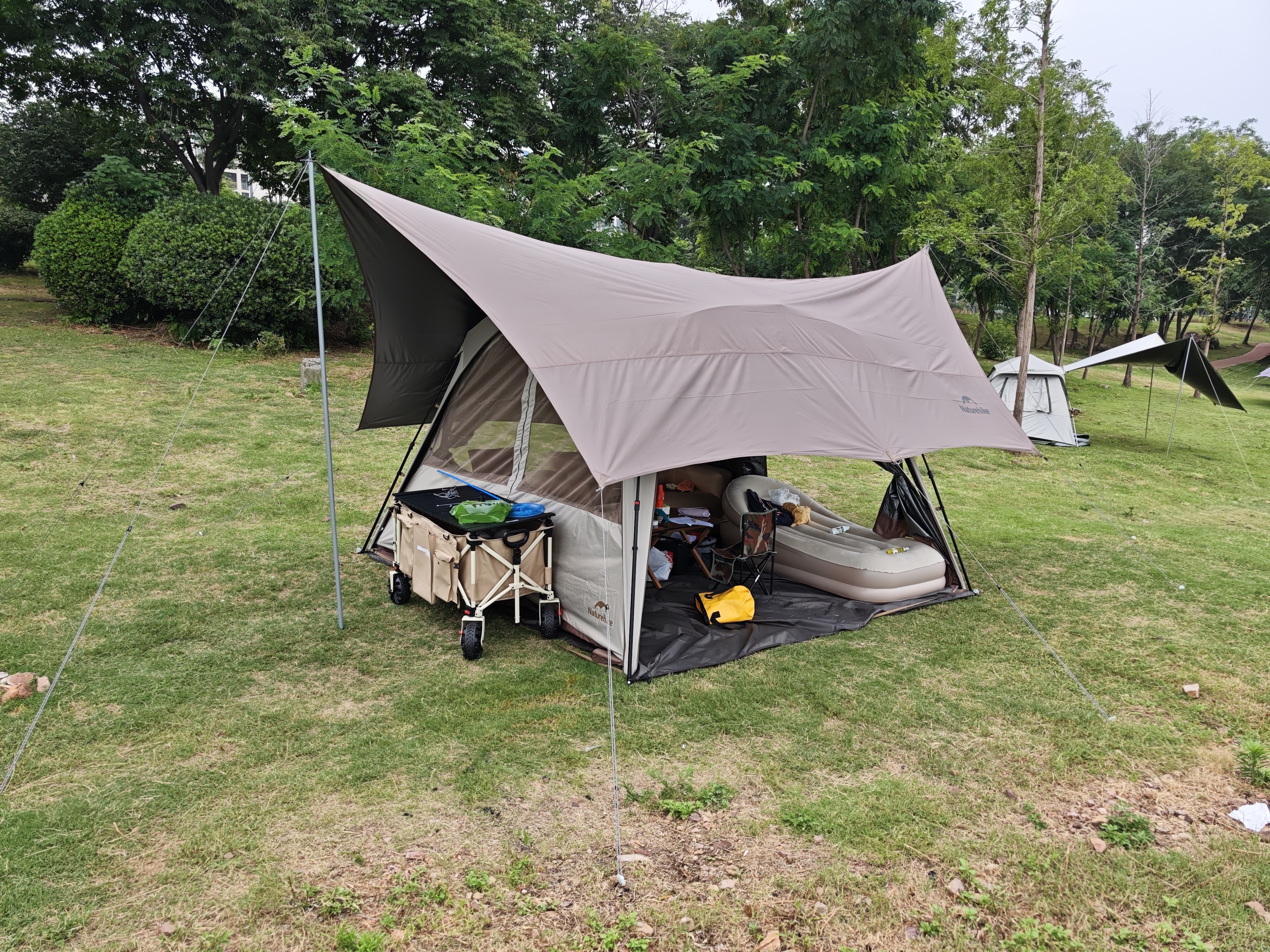 Naturehike挪客云界自立速开钛黑胶天幕帐篷户外露营野餐防雨防晒穹顶凉亭 实拍图