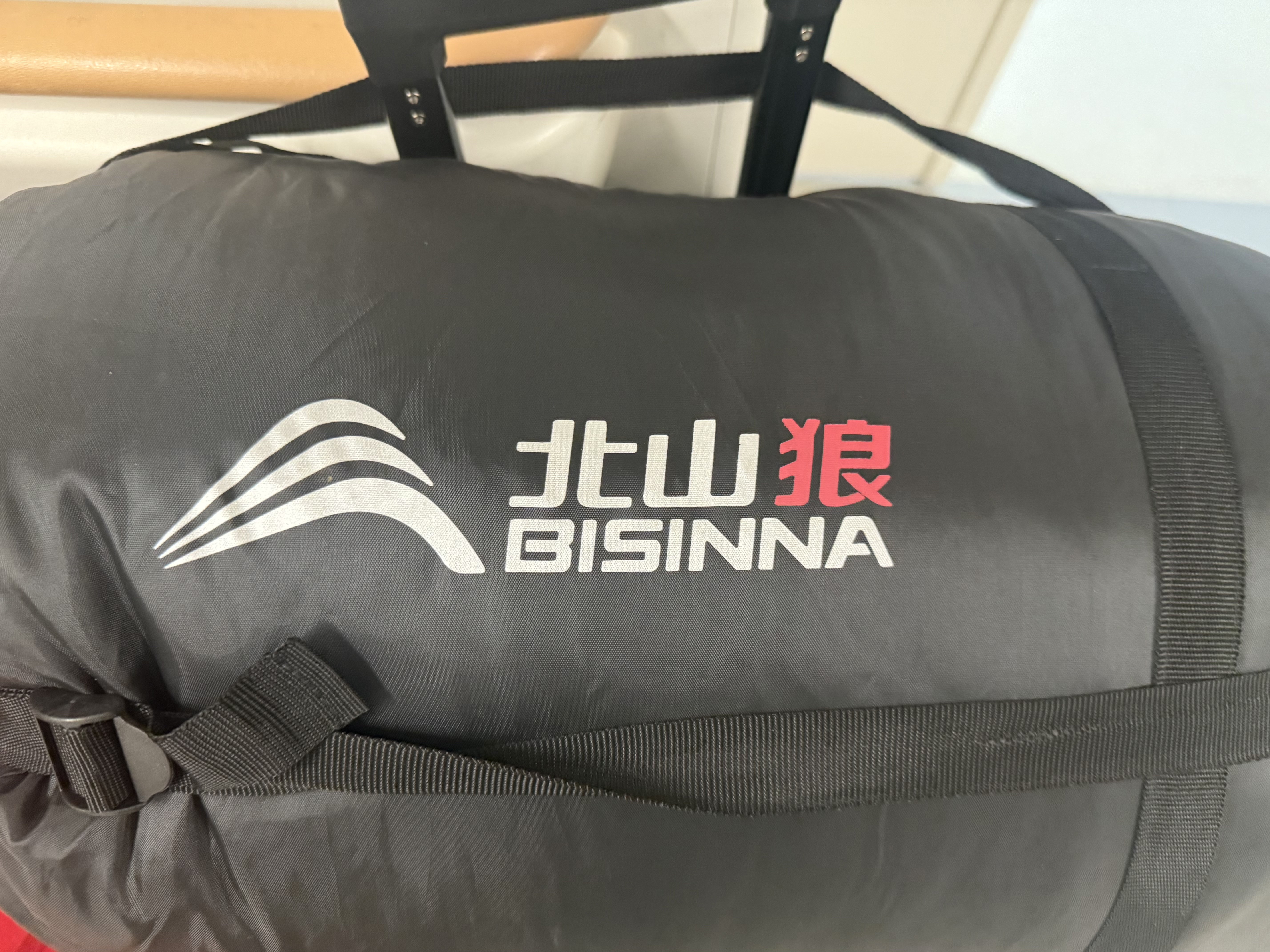 北山狼户外睡袋成人冬季保暖加大加宽信封式棉睡袋露营加厚通用款 灰色 实拍图