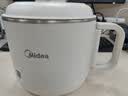 美的（Midea）电煮锅 小电锅 0涂层便携式折叠锅 304不锈钢电热锅旅行出差家用1.6L多功能泡面锅XZE1625XS配蒸架 实拍图