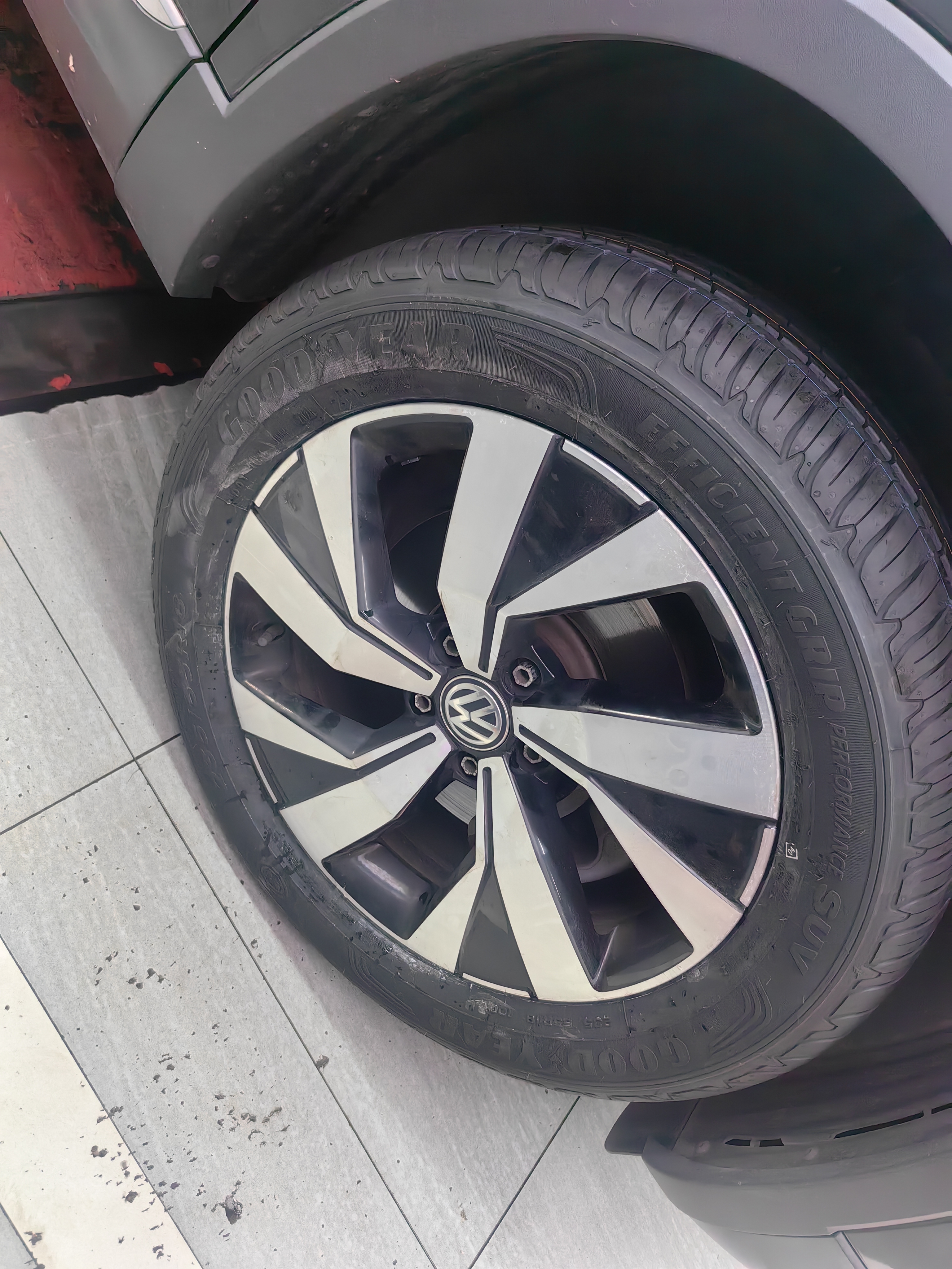 固特异（Goodyear）汽车轮胎 235/55R18 100V EGP SUV 御乘二代 SUV 原配探岳/领克05 实拍图