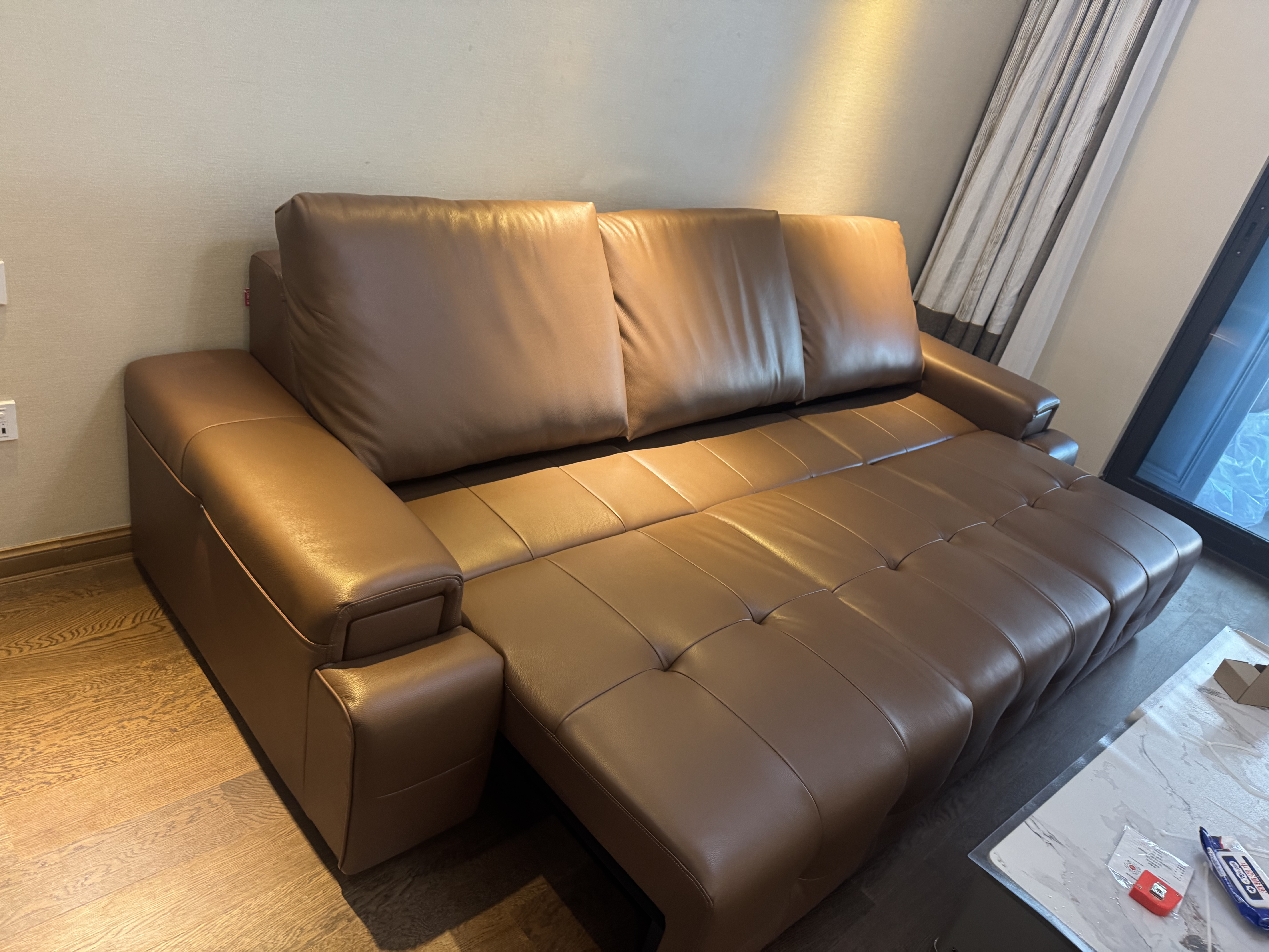 顾家家居（KUKA）【新品】劳伦斯电动沙发床 头层牛皮大坐深饱满拉点沙发客厅6330 【基础版】 2.9M-三电动-咖啡色-柔韧肌理皮 实拍图