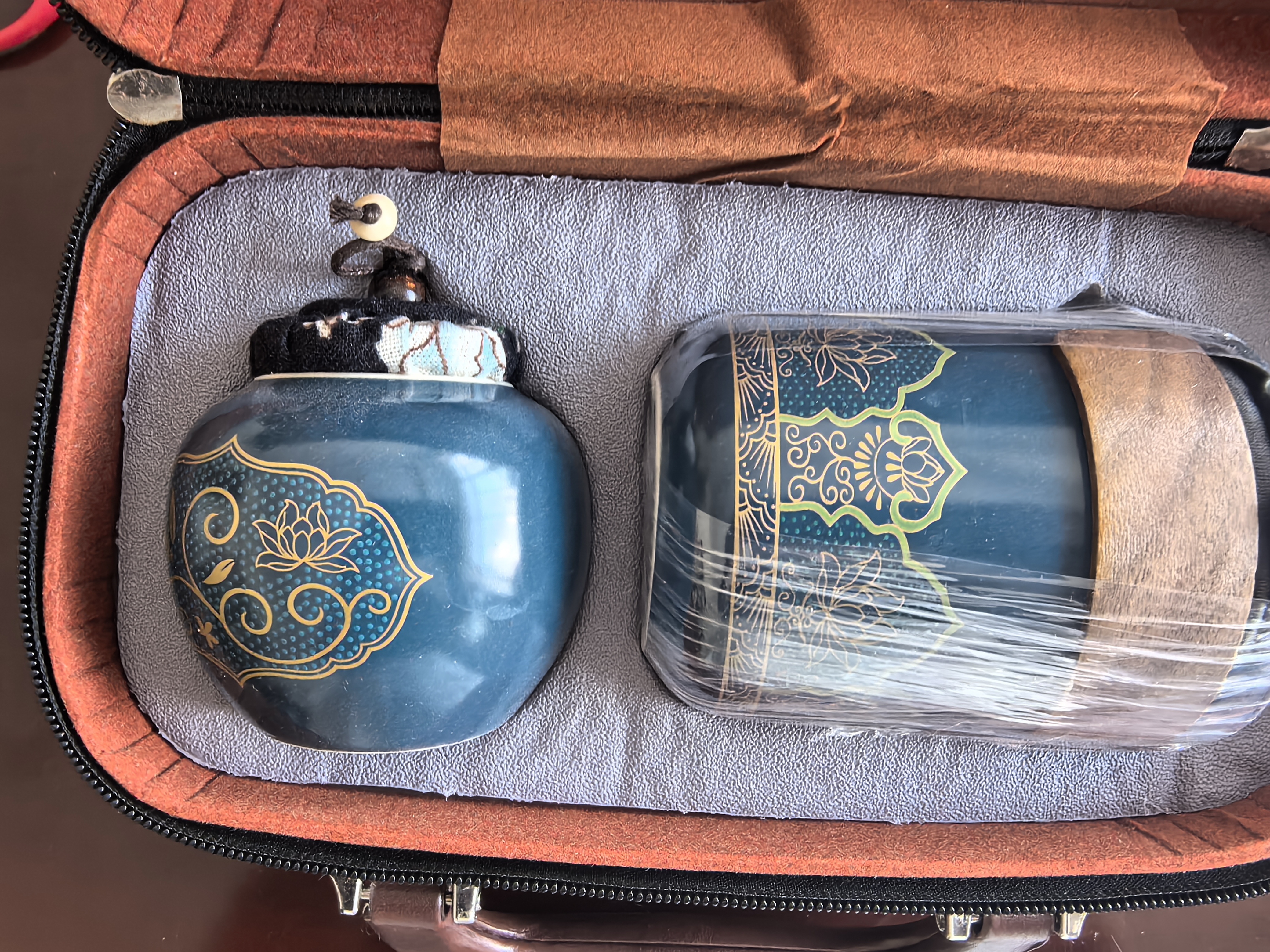 户外旅行茶具套装家用礼物送礼便携式收纳包陶瓷快客杯泡茶壶茶杯 雅黑一壶三杯+茶叶罐带包 实拍图
