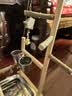 鹦鹉站杆站架玄凤桌面站台虎皮互动鸟笼牡丹攀爬玩具花椒木 三号实木站架【不锈钢食杯+底盘】 实拍图