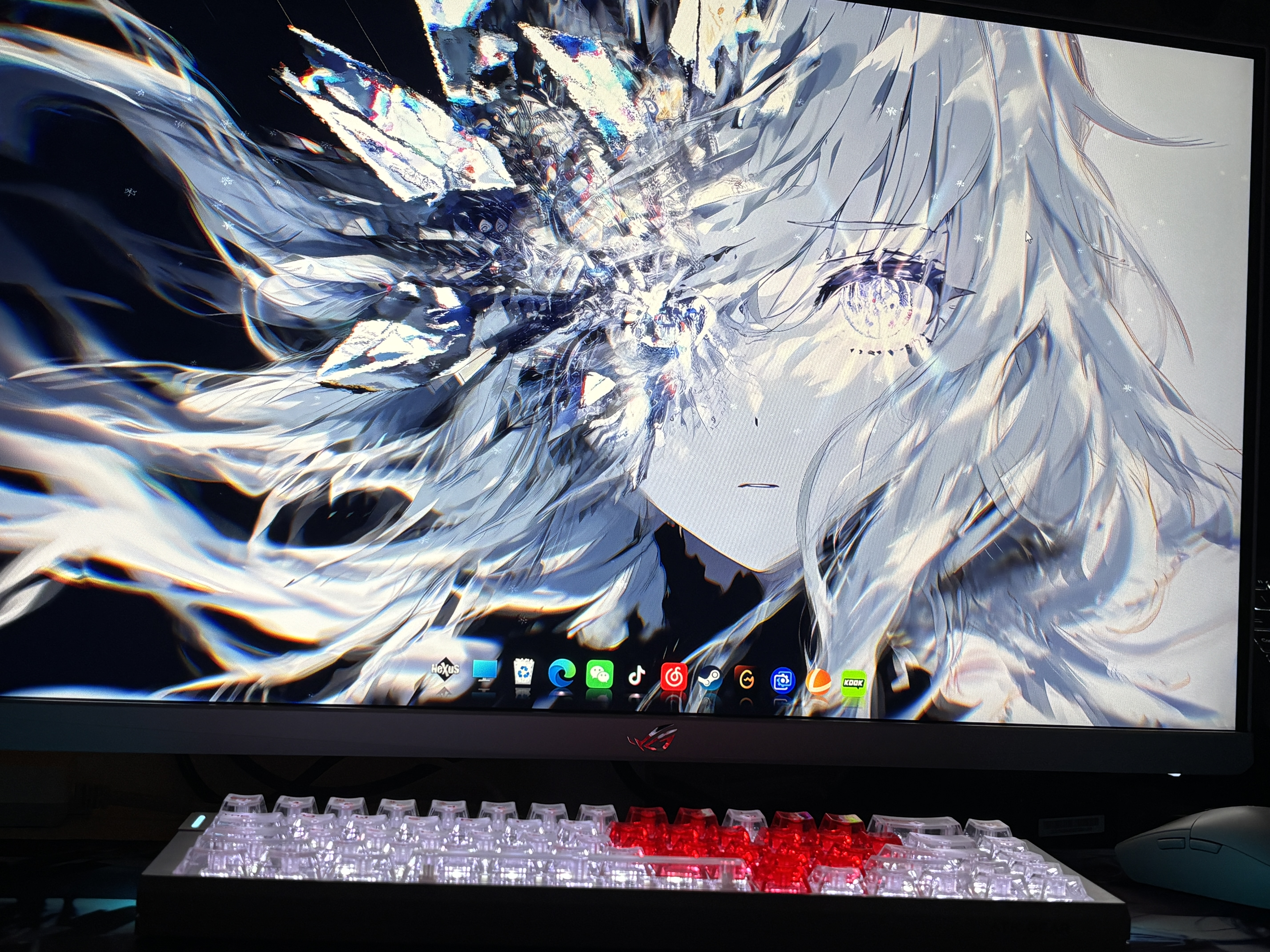 华硕ROG XG27ACMEG-W 27英寸显示器2K电竞显示器2K 240Hz超频260Hz HDR400 G-Sync 0.3ms响应 HDMI 2.1 实拍图