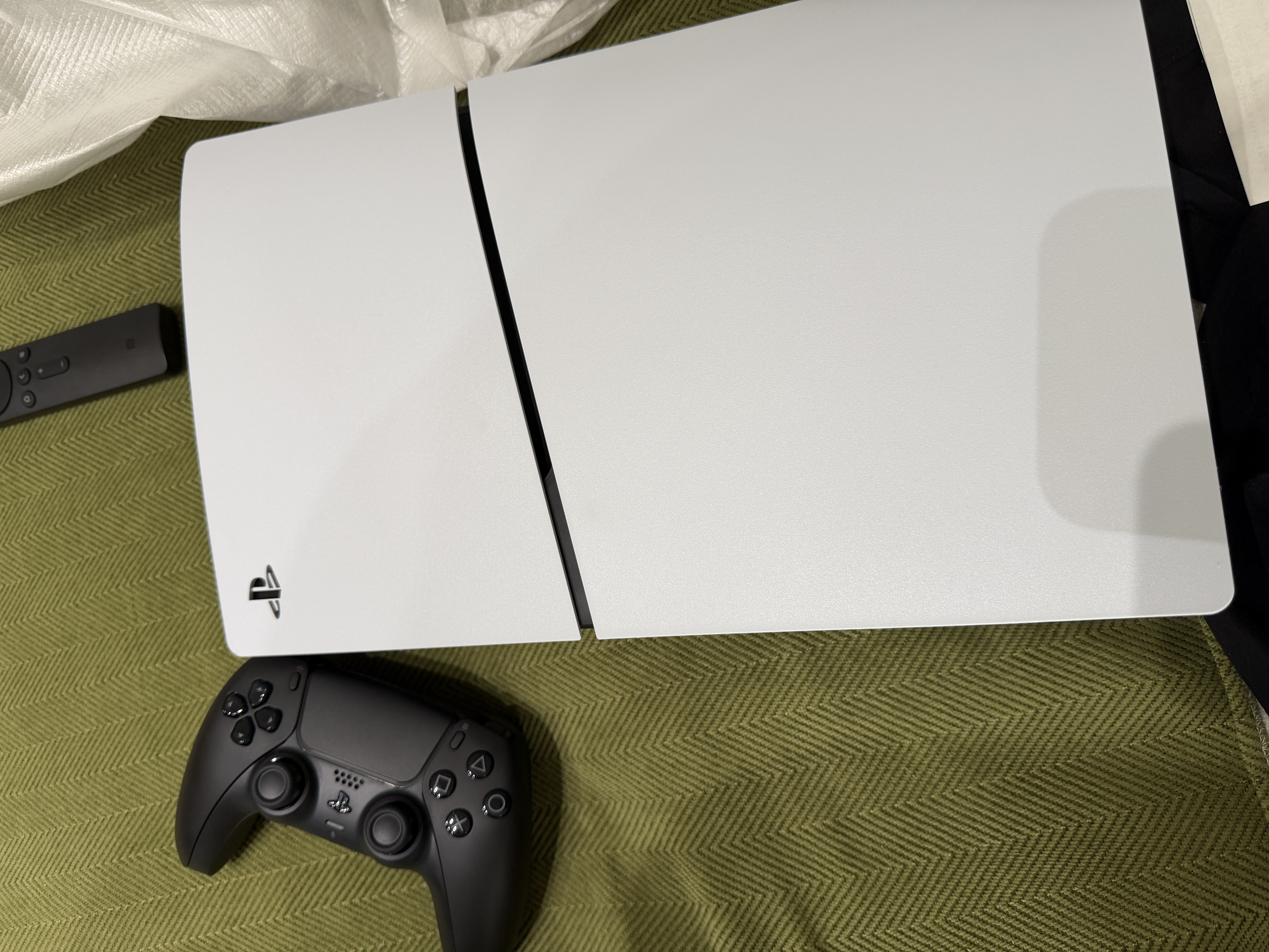 索尼（SONY）【国内保税仓】索尼ps5 slim/pro轻薄版体感家庭游戏机主机港版/日版支持VR/GTA6 港版PS5 slim光驱版+原装黑色手柄保税仓 实拍图