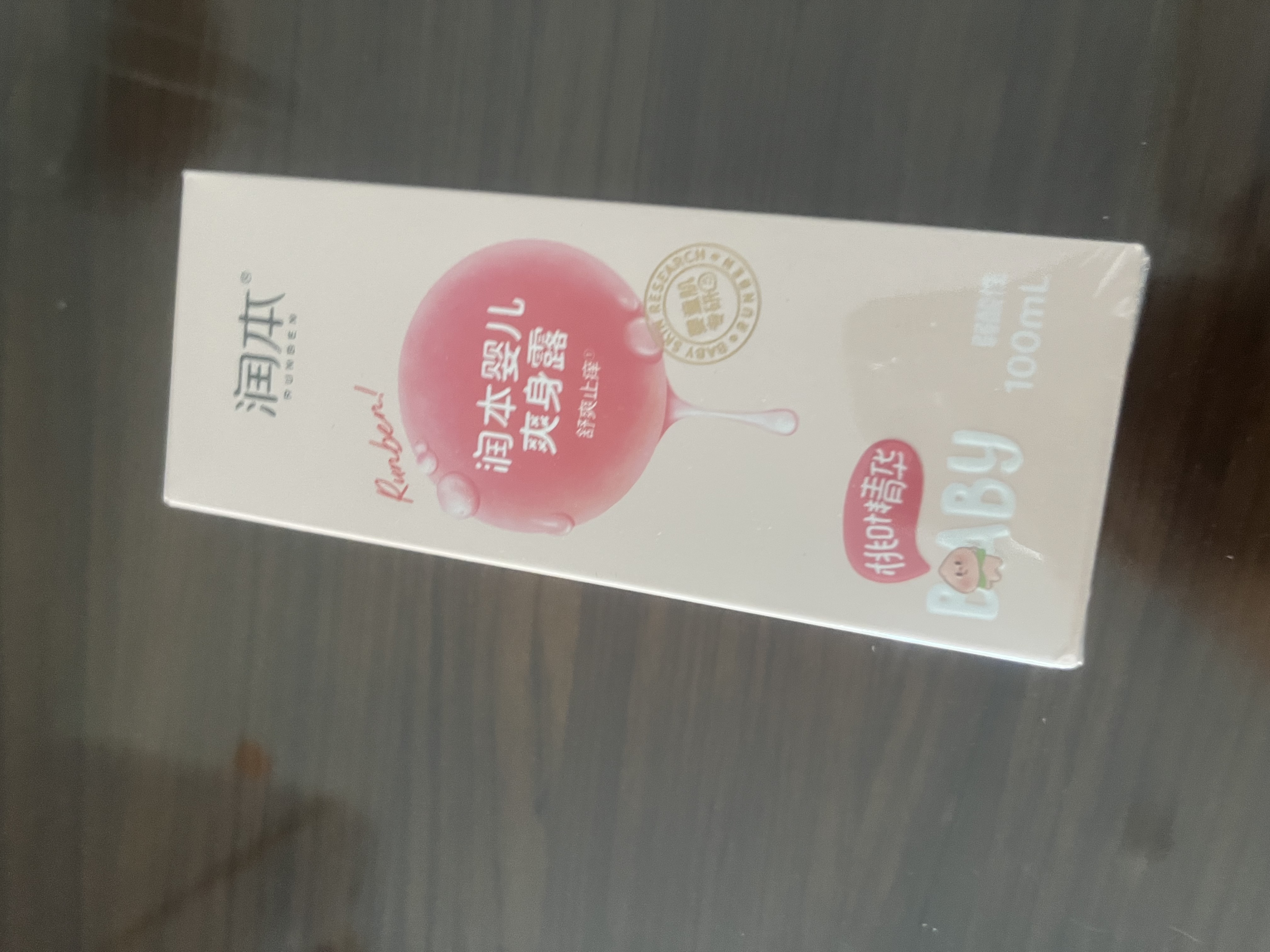 润本桃子水婴儿爽身露100ml宝宝痱子液体爽身粉舒痱干爽滚珠款润肤露 实拍图