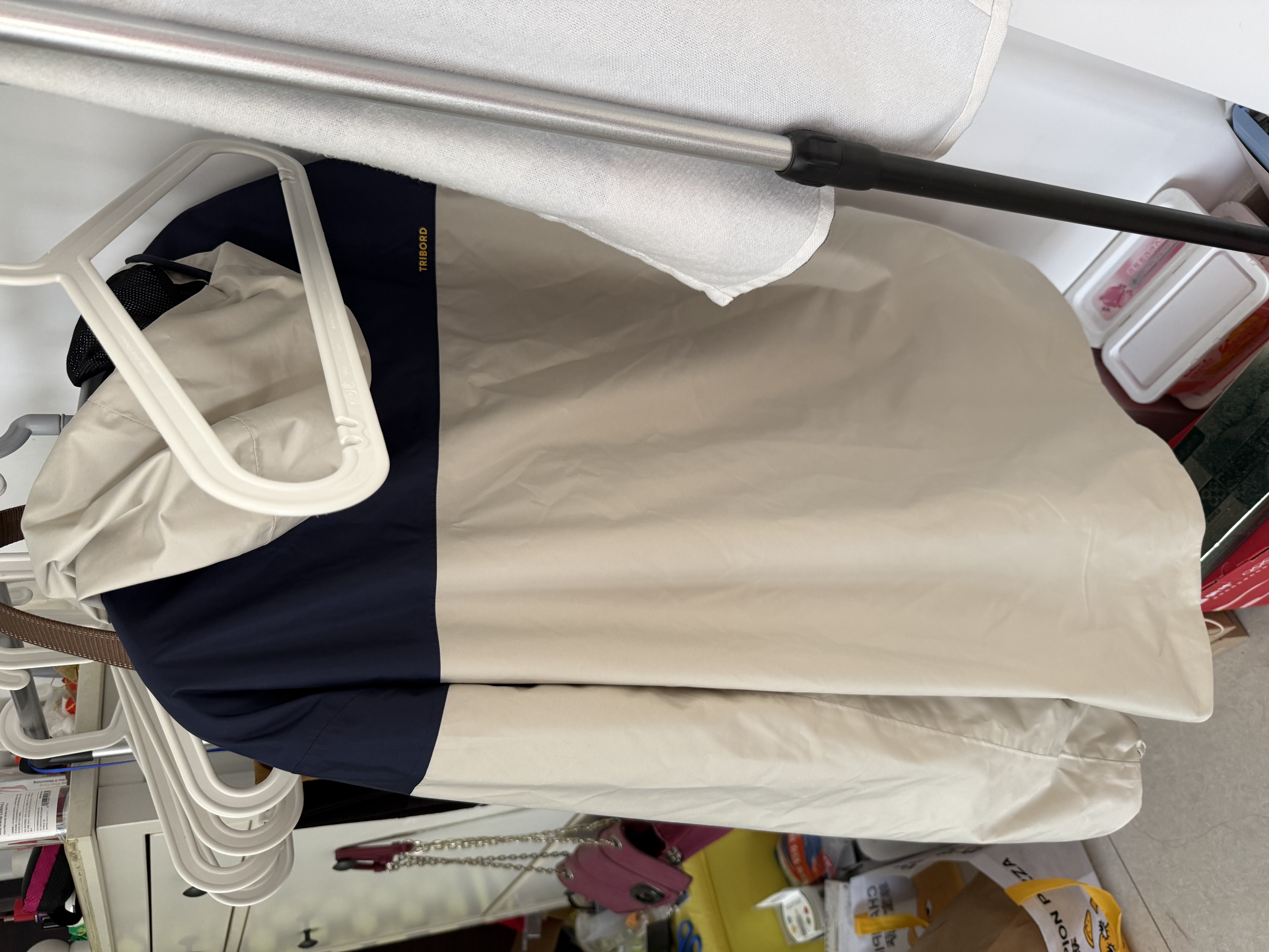 迪卡侬男女户外春秋款休闲防风防水夹克冲锋衣男女运动外套帆船航海 【男】米白拼蓝 XL 实拍图