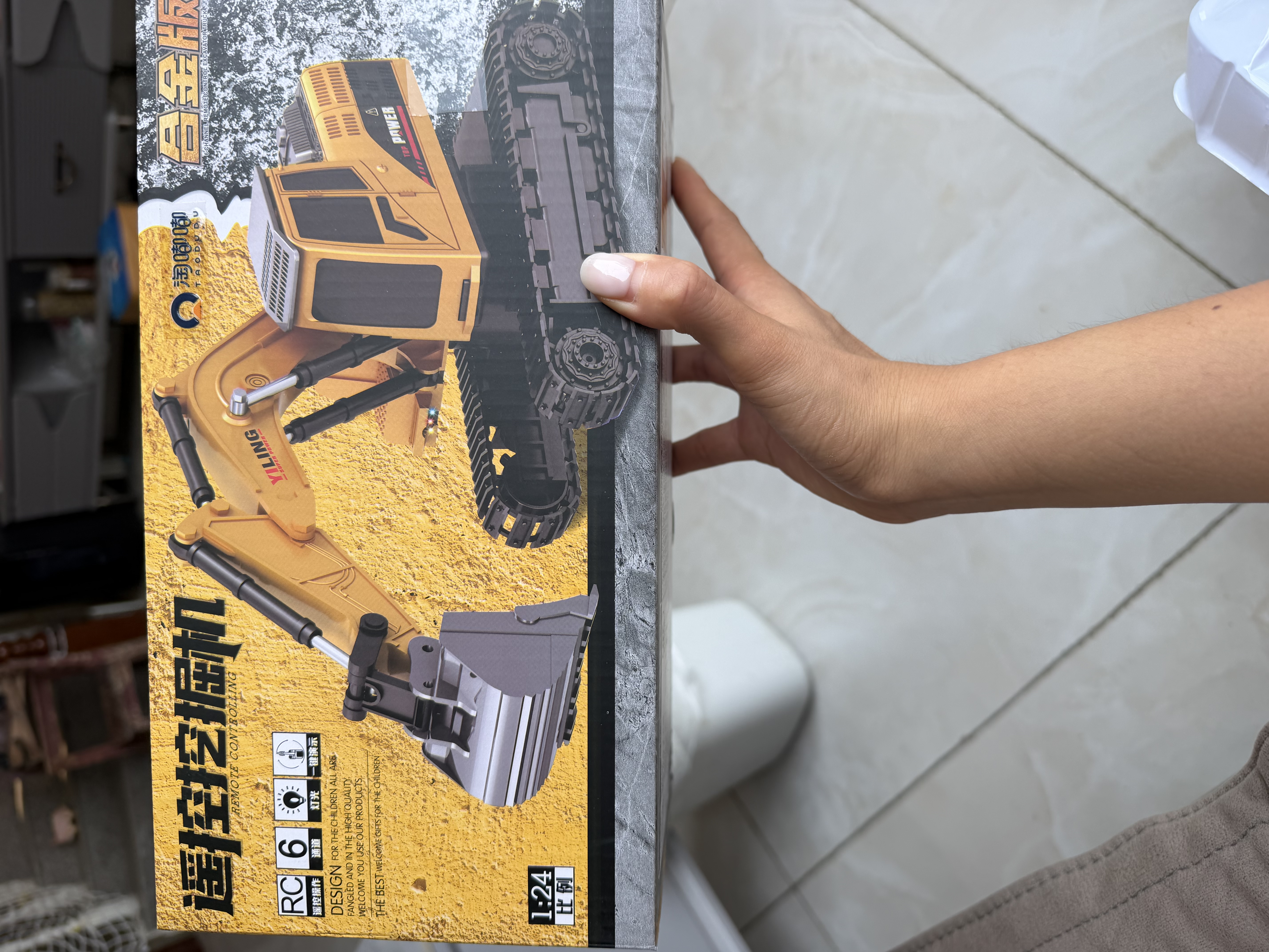 淘嘟嘟（Taodudu）合金挖掘机电动遥控汽车儿童玩具挖土沙小男女孩子3-6岁8生日礼物 实拍图