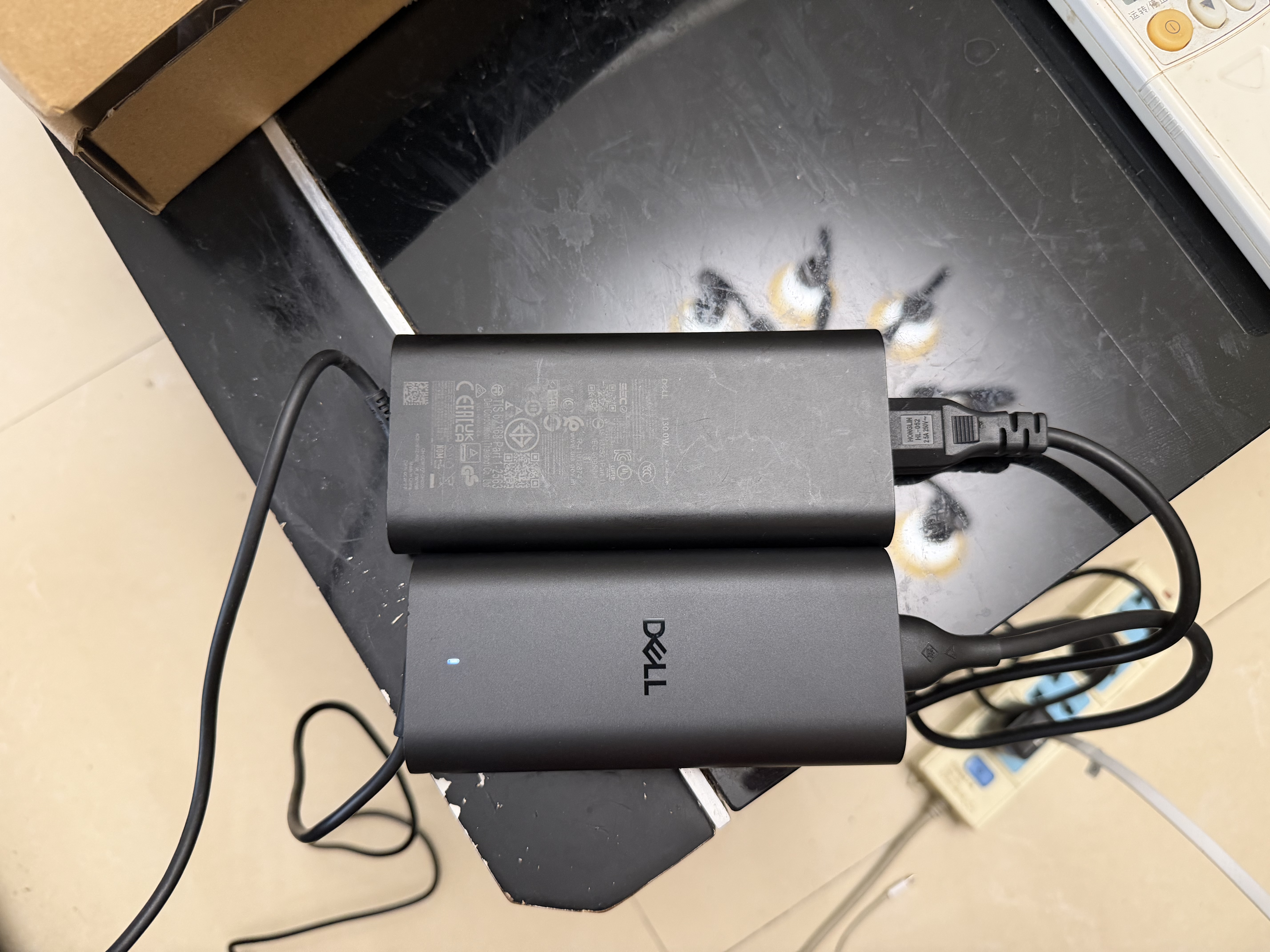 戴尔原装笔记本充电器适配器130WType-C接口（20V 6.5A）电脑电源线 实拍图