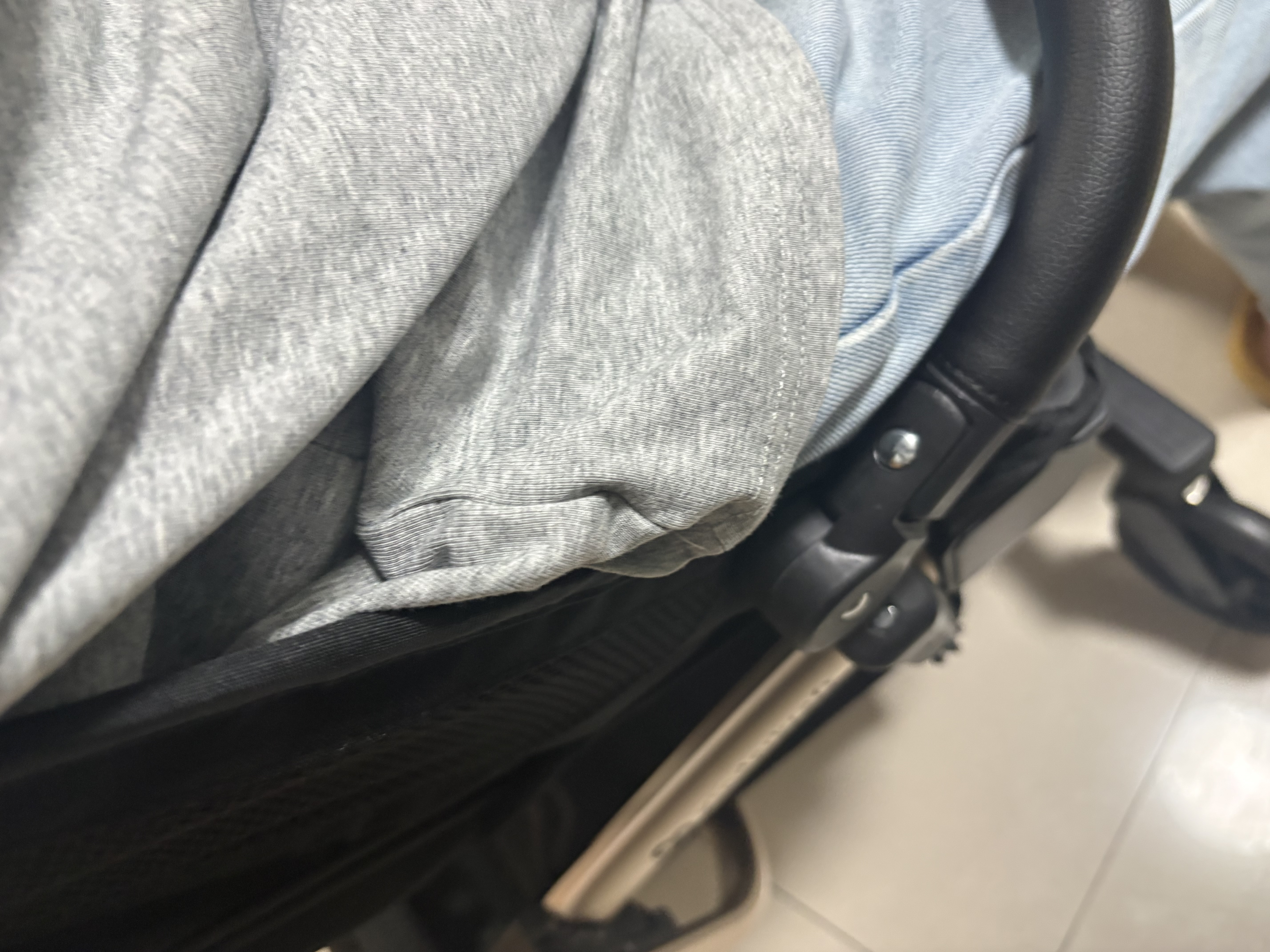 KinderKraft【品牌热销】口袋推车可坐可躺遛娃神器轻便一键收车婴儿推车轻便 KP6躺睡款+扶手组合装【黑色鎏金】送脚托 实拍图