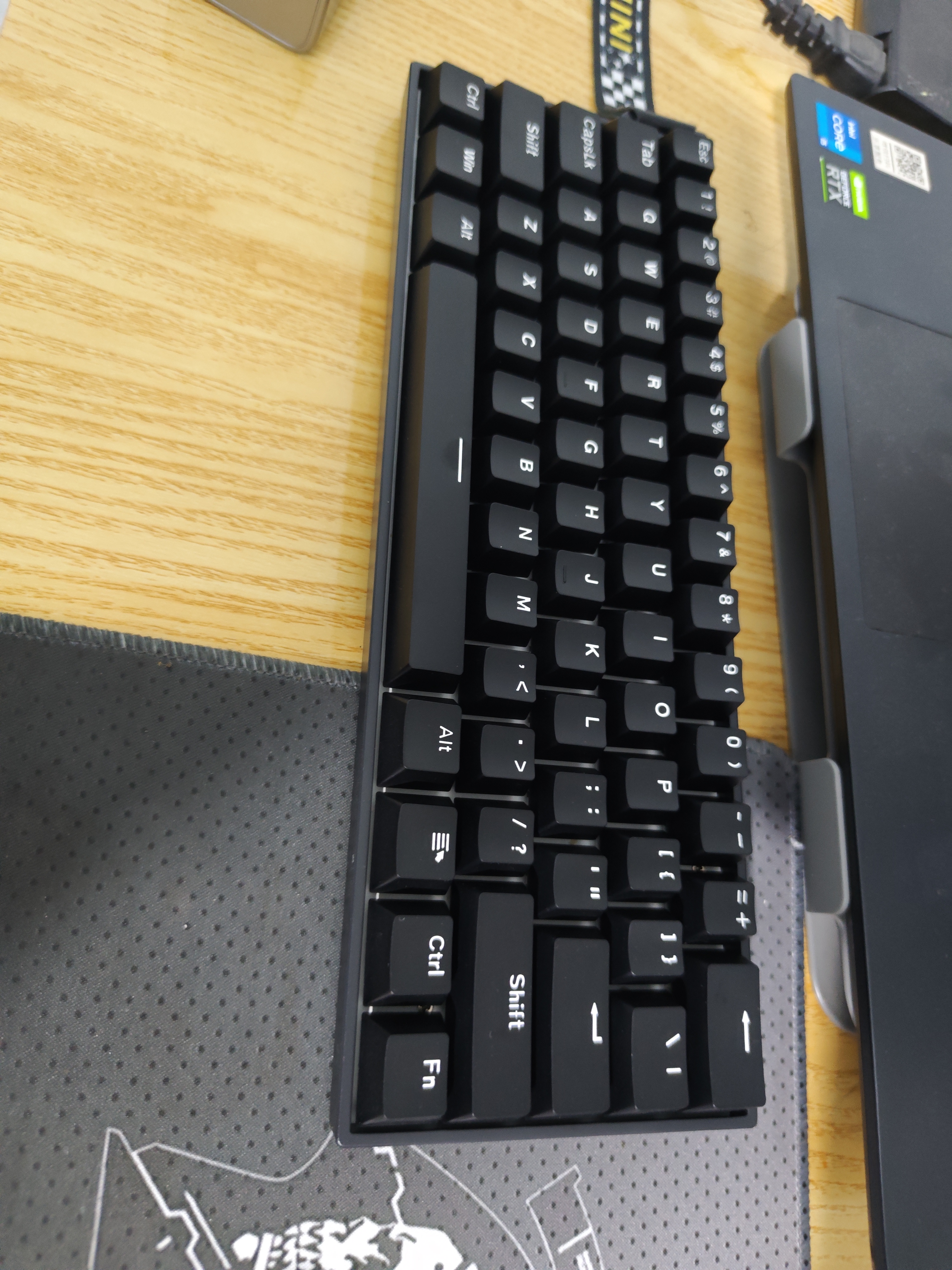 狼蛛（AULA）MINI 60HE磁轴键盘无线蓝牙三模 60键 RT键盘电竞游戏专用客制化机械键盘 网页驱动 8K回报率 标准版【风云磁轴】三模-无光 实拍图
