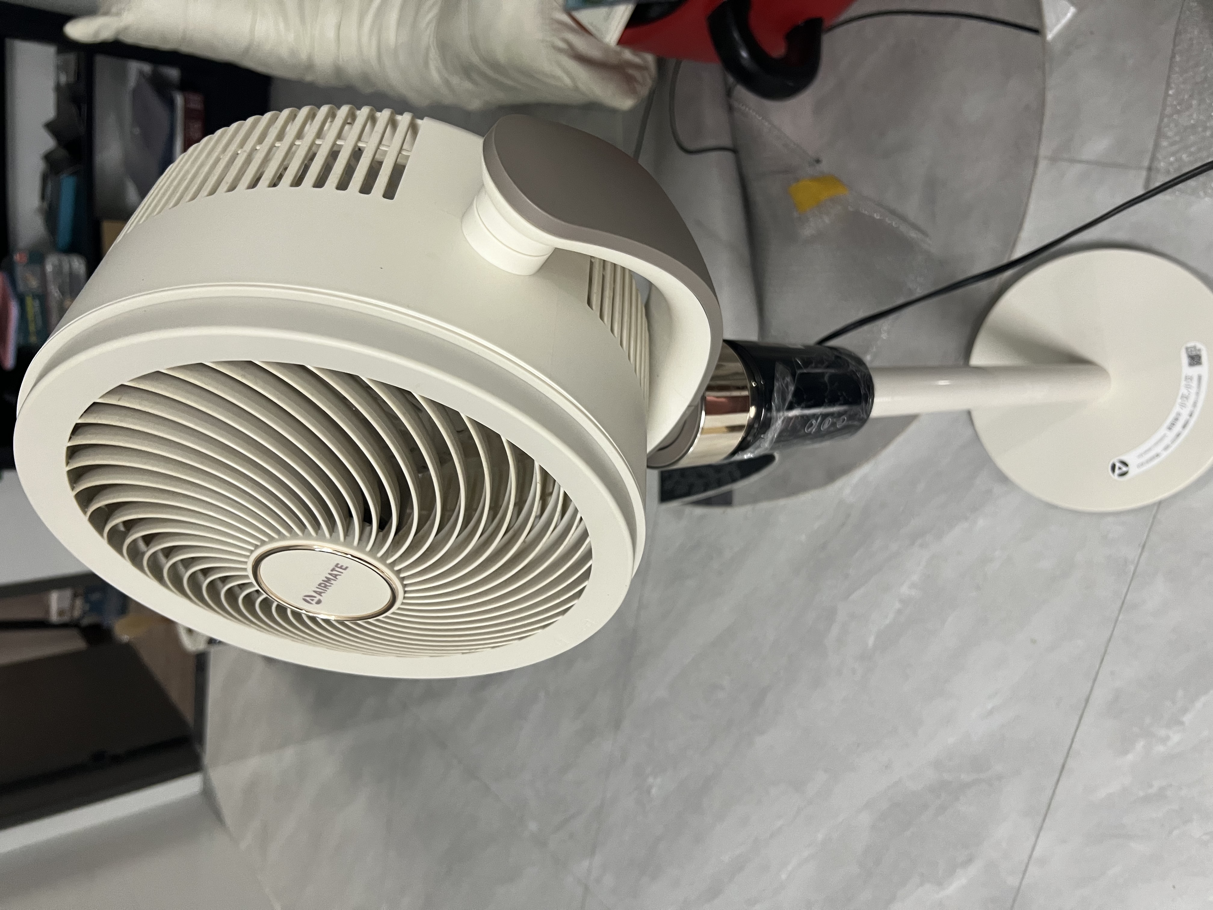 艾美特（AIRMATE）【轻音安睡】空气循环扇家用电风扇大风力摇头卧室静音直流变频小风扇节能电扇落地扇SRD269 实拍图