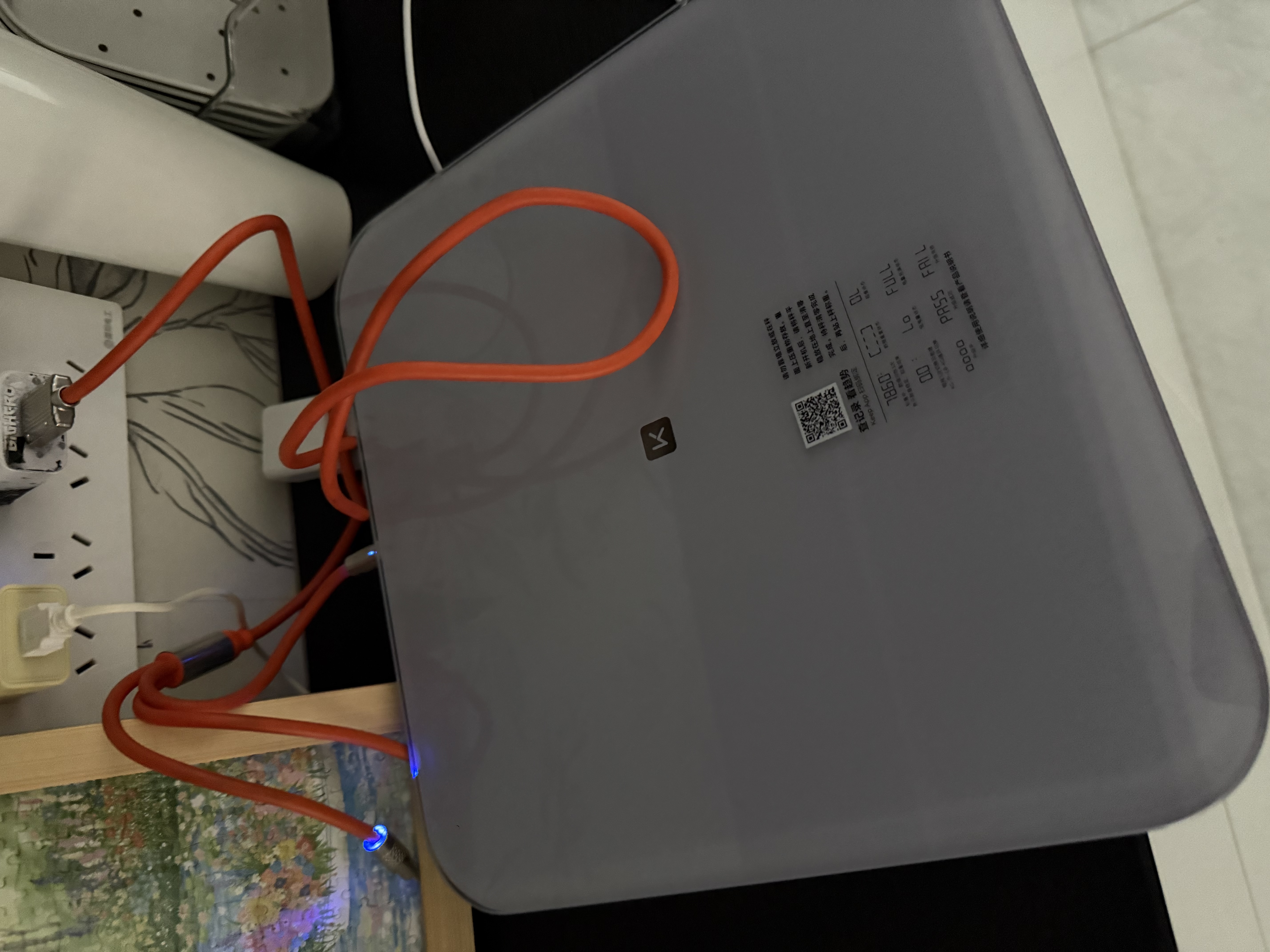 Keep智能秤体重秤蓝牙电子秤家用精准健康多用户识别LED屏幕 小物称重抱婴称重 T2充电款-星辉紫 实拍图