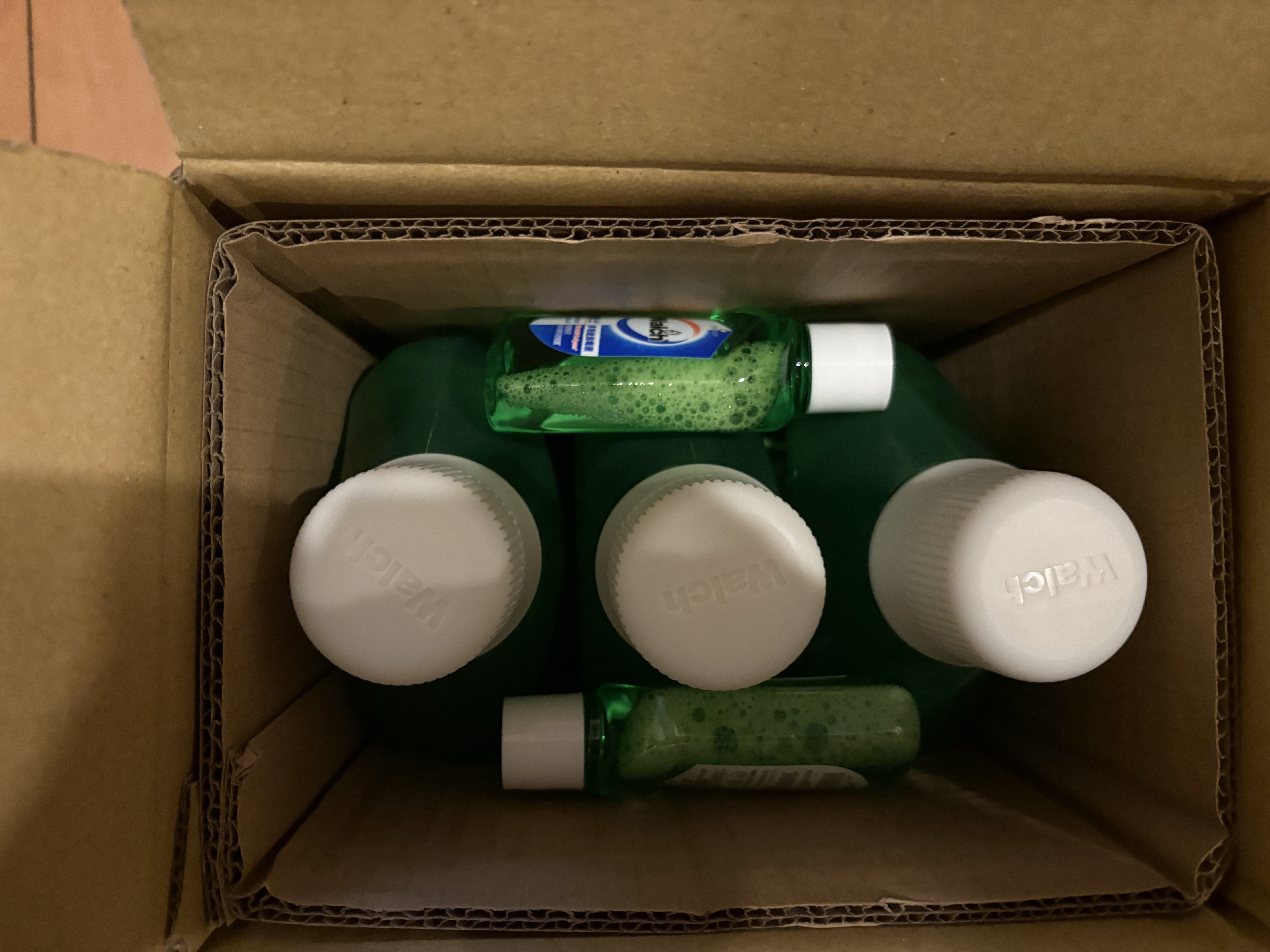 威露士（Walch）多用途消毒液(1L*3+60ml*2)衣物消毒水居家地板杀菌除螨 非84酒精 实拍图
