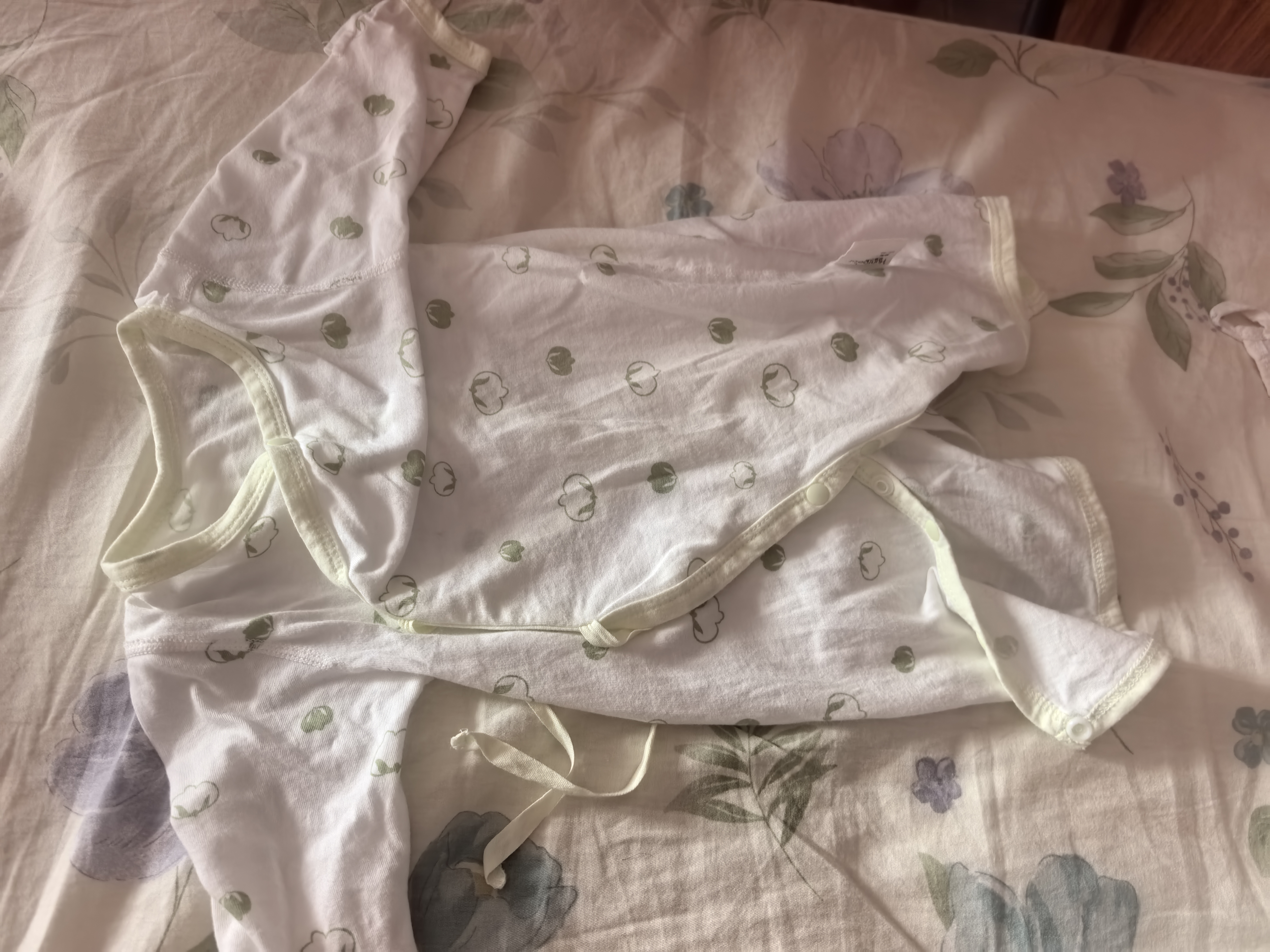 欢喜小熊新生儿连体衣春夏季宝宝纯棉护肚爬服0-6个月婴儿衣服蝴蝶衣-52cm 实拍图