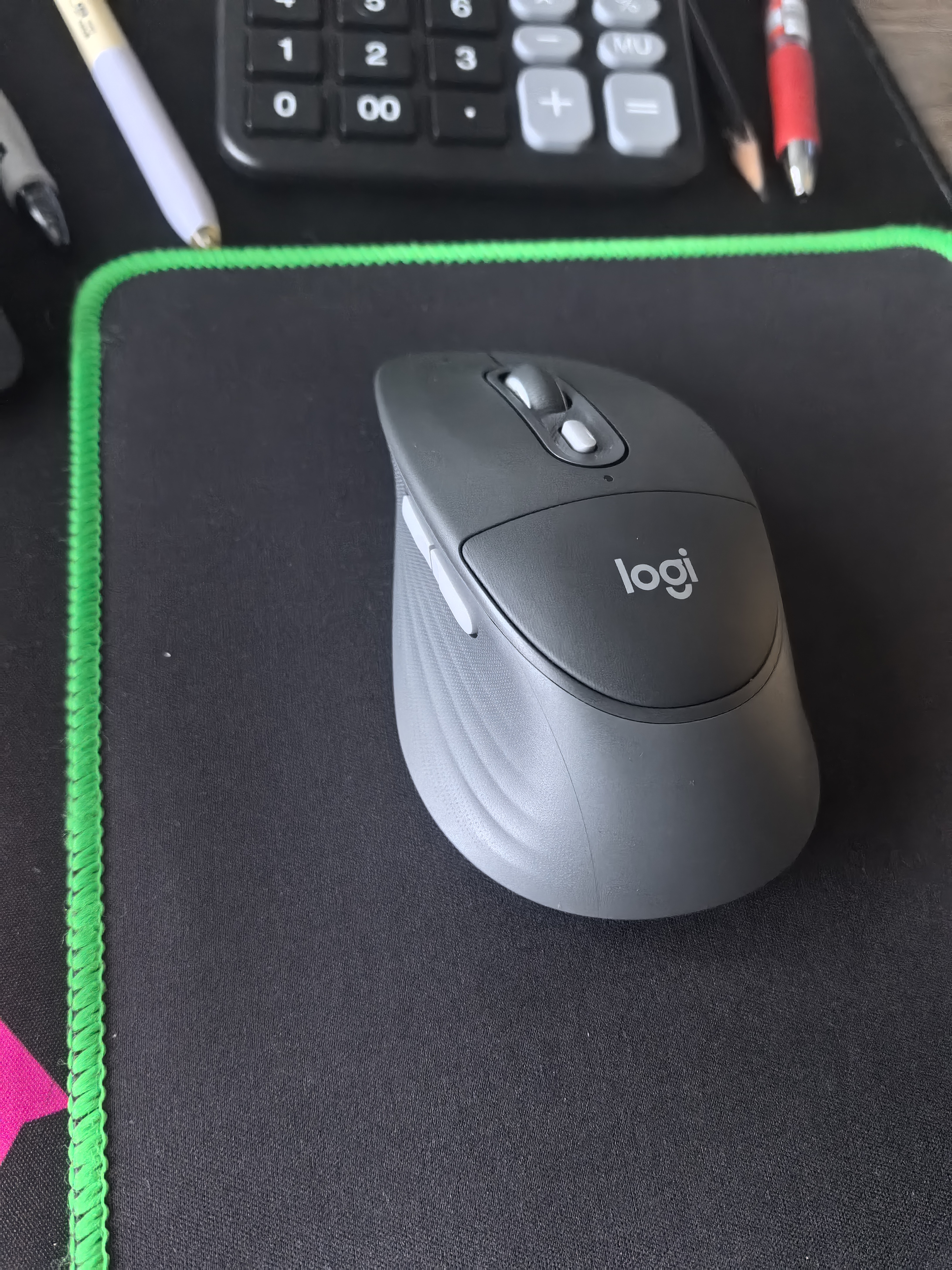 罗技（Logitech）优选系列M850L无线蓝牙鼠标M750升级款Mac苹果ipad轻音办公鼠标人体工学双模连接鼠标多设备切换 【超值】M850L石墨灰+Bolt接收器 实拍图