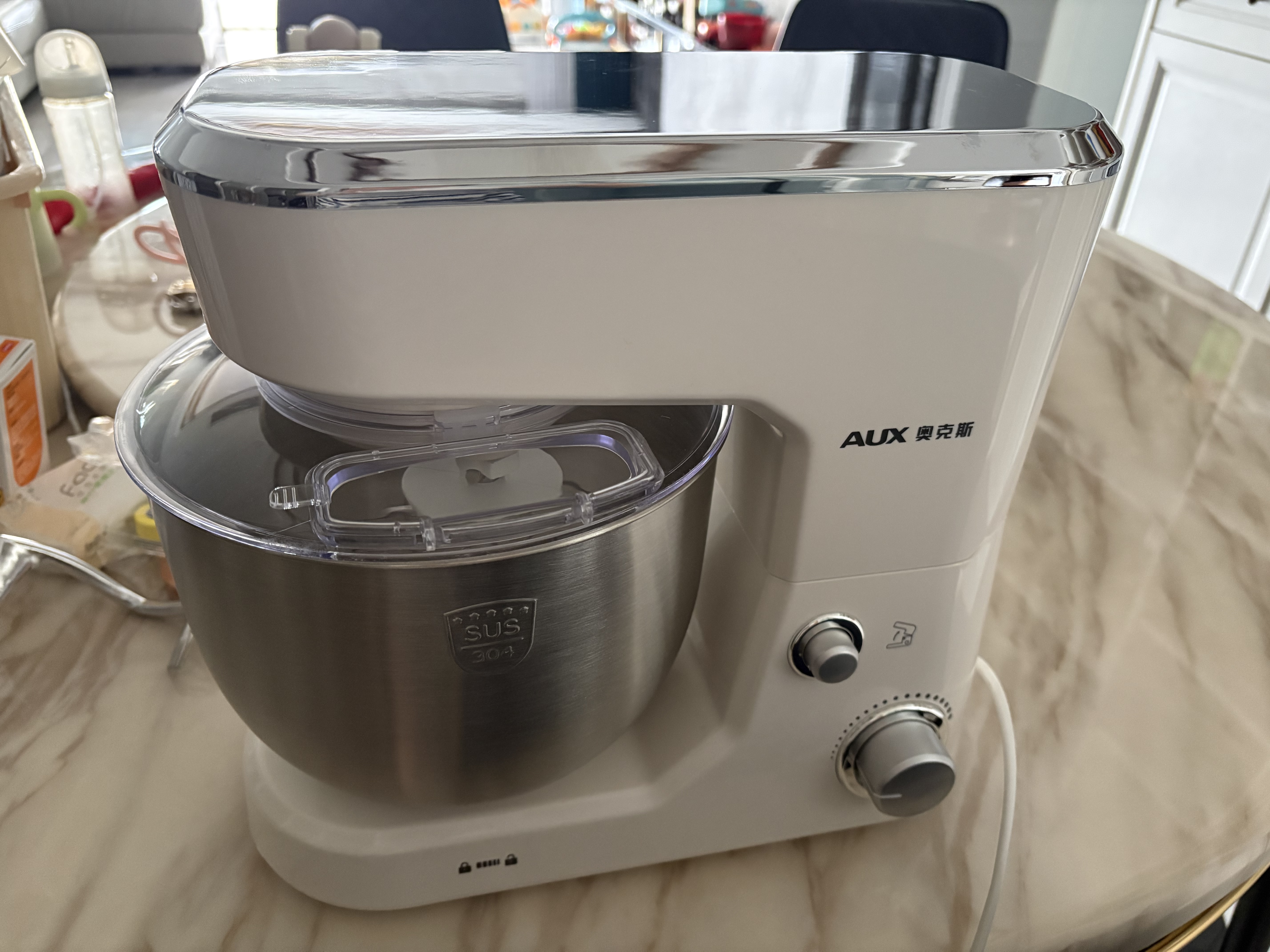 奥克斯（AUX）厨师机家用和面揉面机5L多功能搅拌机1000W全自动台式打蛋器奶油打发快速出膜SC-236 实拍图