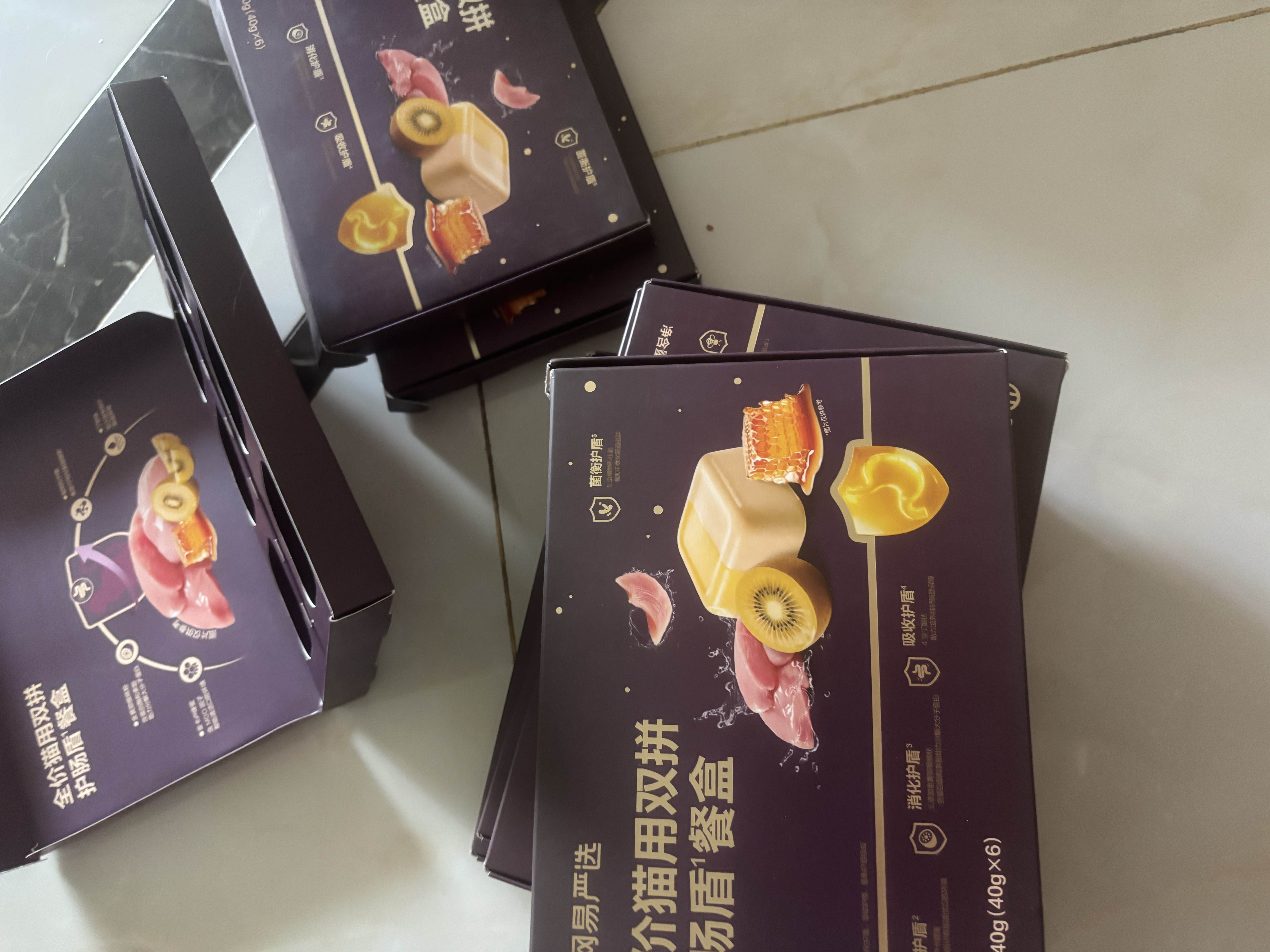 网易严选 全价猫用双拼护肠盾紫金餐盒40g*6罐*4 实拍图