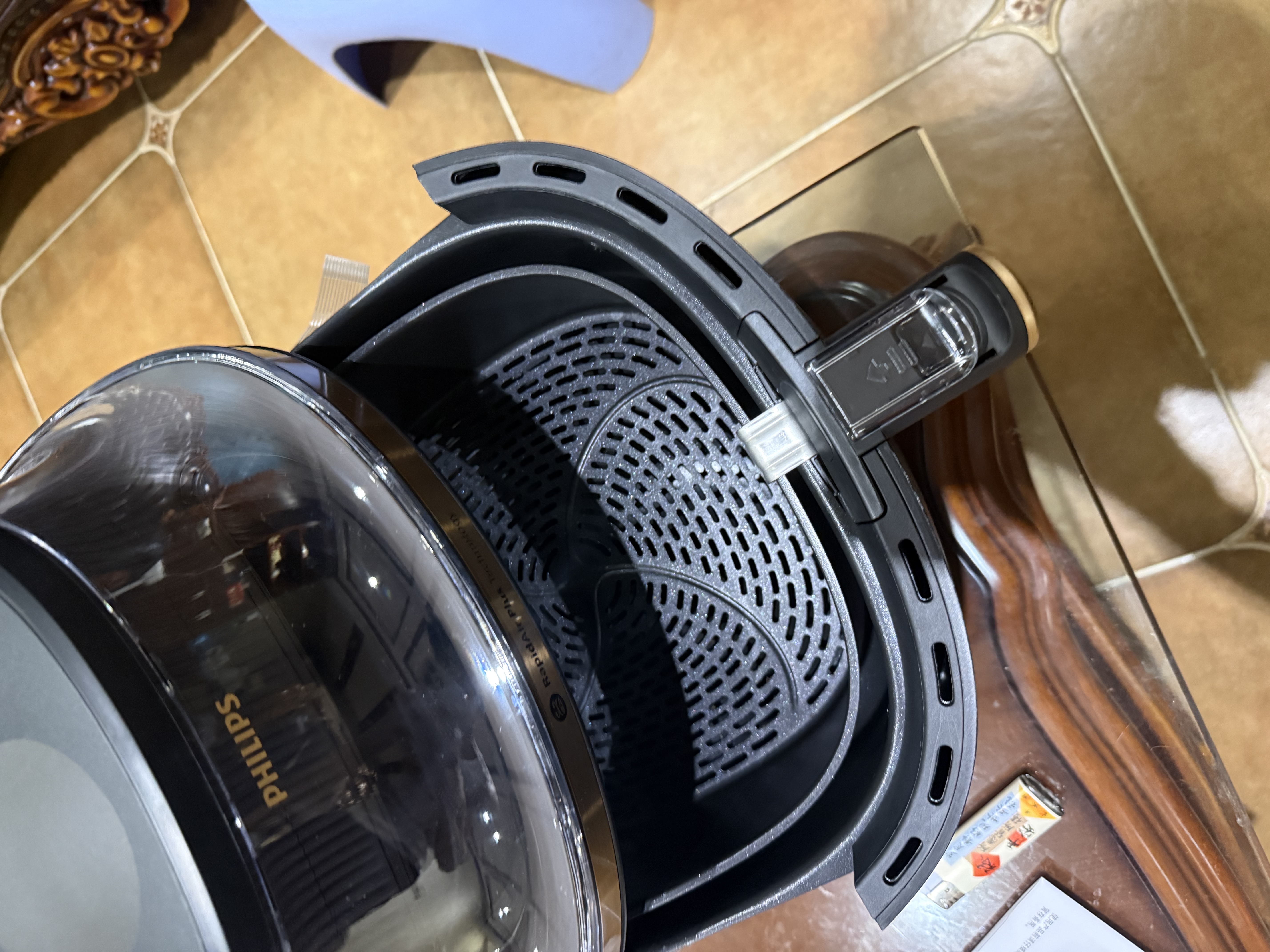 飞利浦（PHILIPS）海星底可视免翻面家用空气炸锅6.2L大容量炸烤箱一体 一键智能触控立体热风无油煎炸 【升级款】全景天窗 6.2L NA332 实拍图
