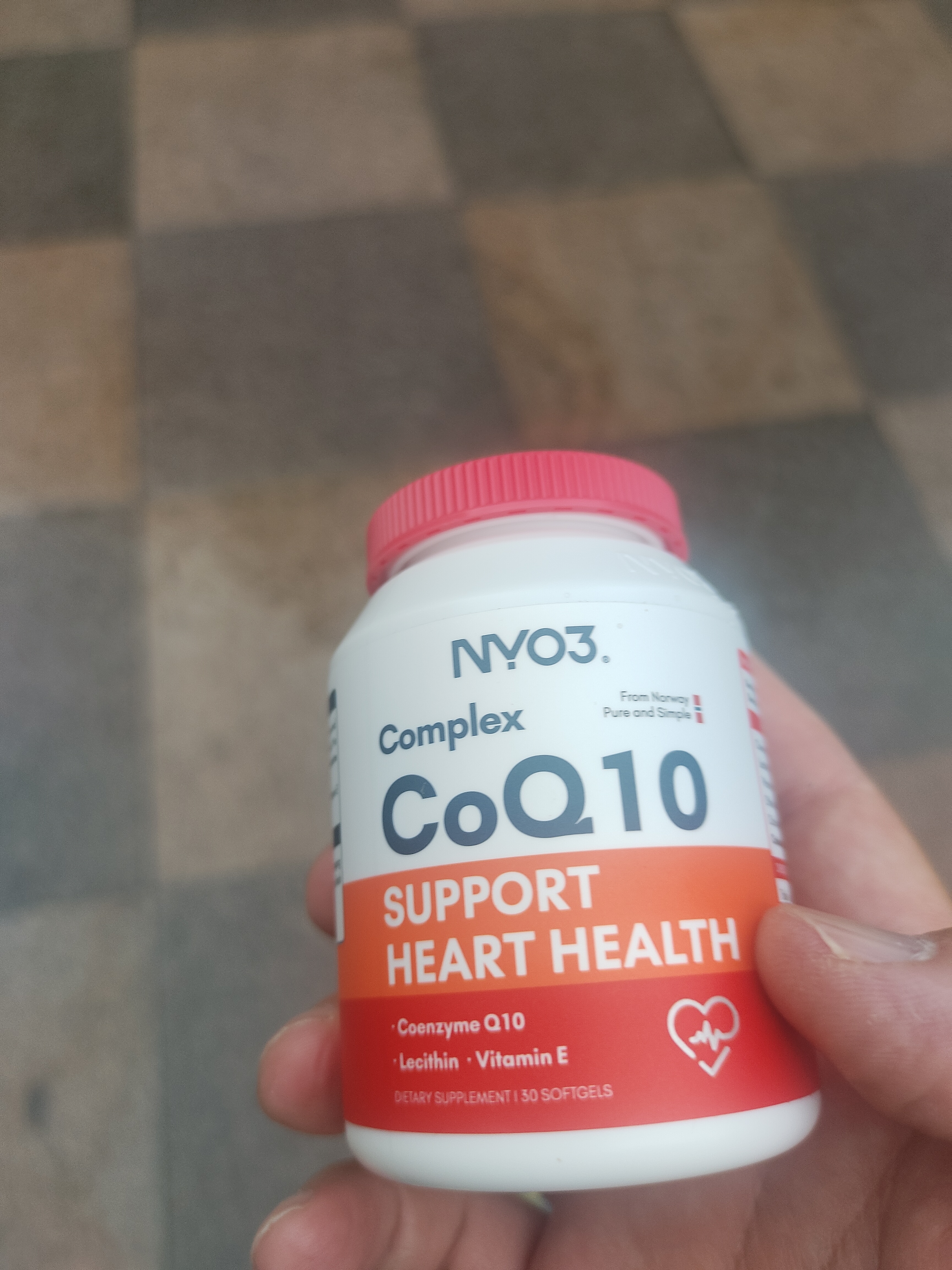 NYO3辅酶q10软胶囊保护心源心脏心脑血管加班熬夜胸闷常备202mg30粒 实拍图