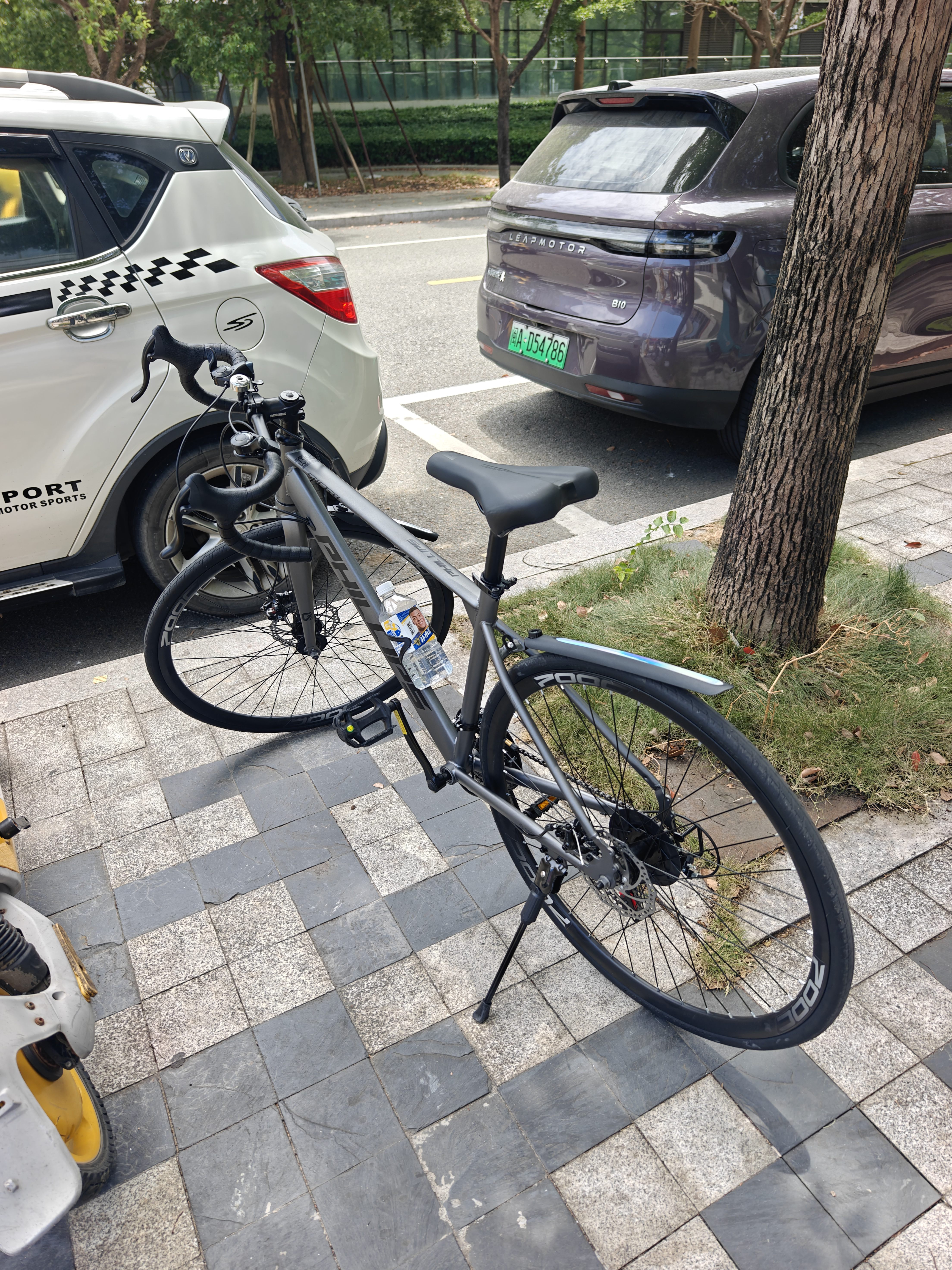 菲利普（PHILLIPS）菲利普自行车公路车700C铝合金弯把成人男女学生通用变速城市单车 高碳钢-灰色-弯把 700C 21速入门版 实拍图